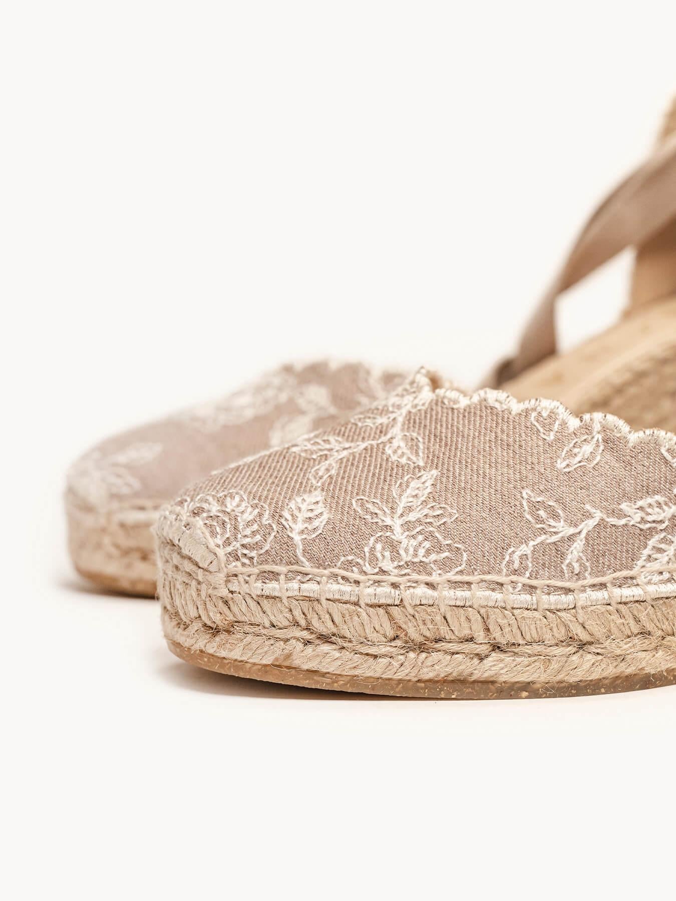 Sandália Anabela Média Romero Jeans Bordado Pedra