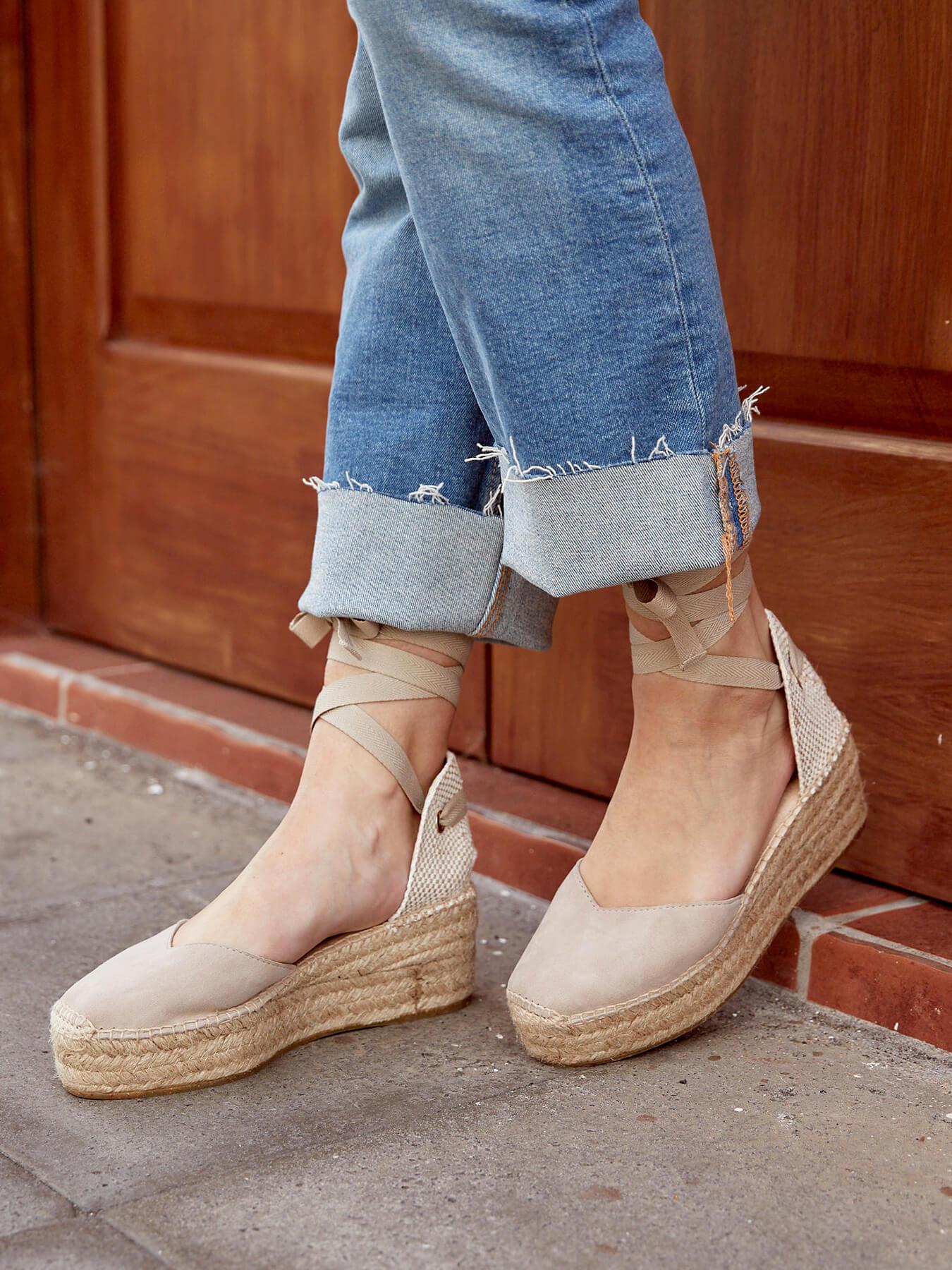 Sandália Plataforma Romero Camurça Pedra