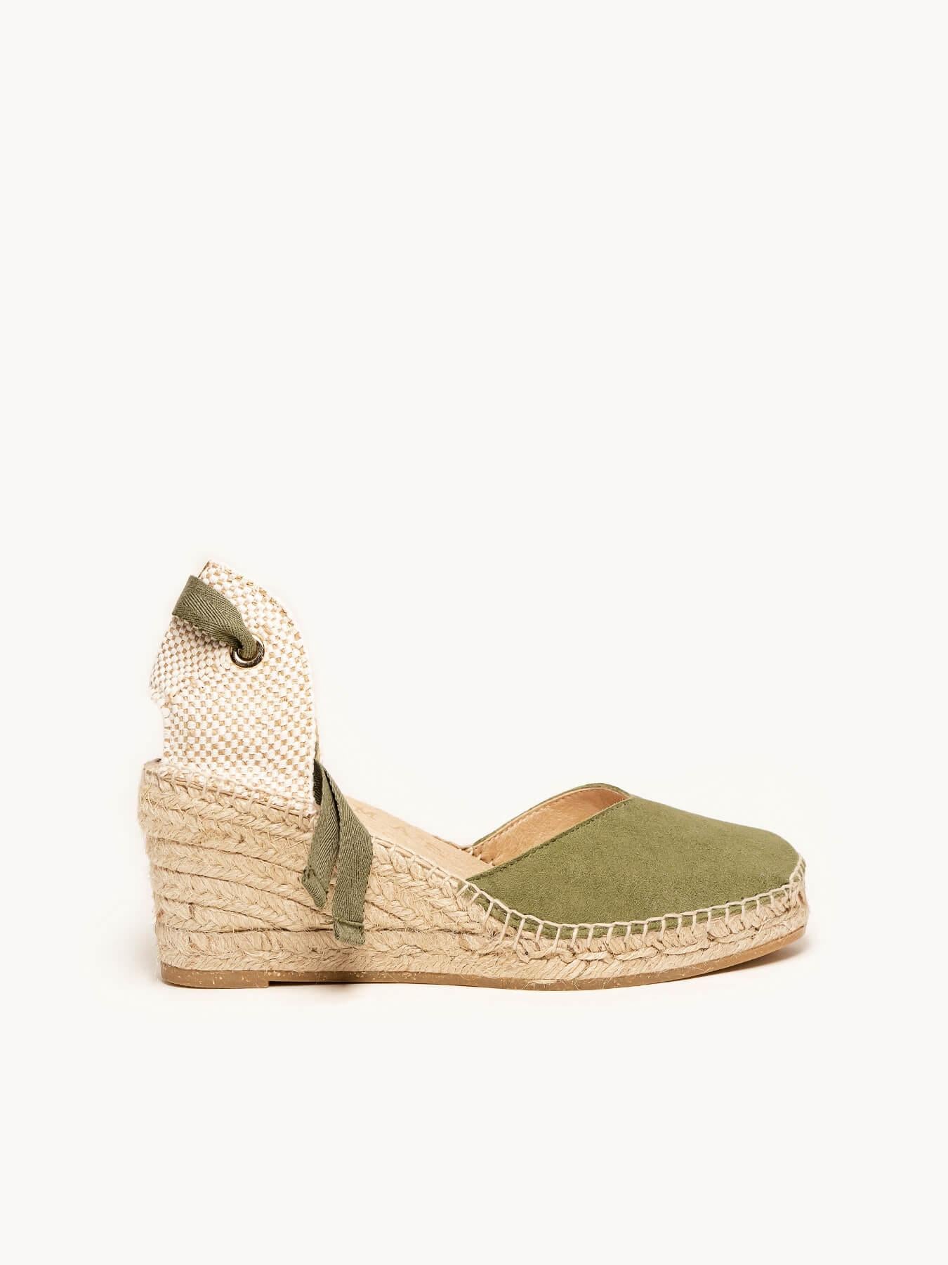 Sandália Romero Anabela 7 cm Camurça Verde Cáqui