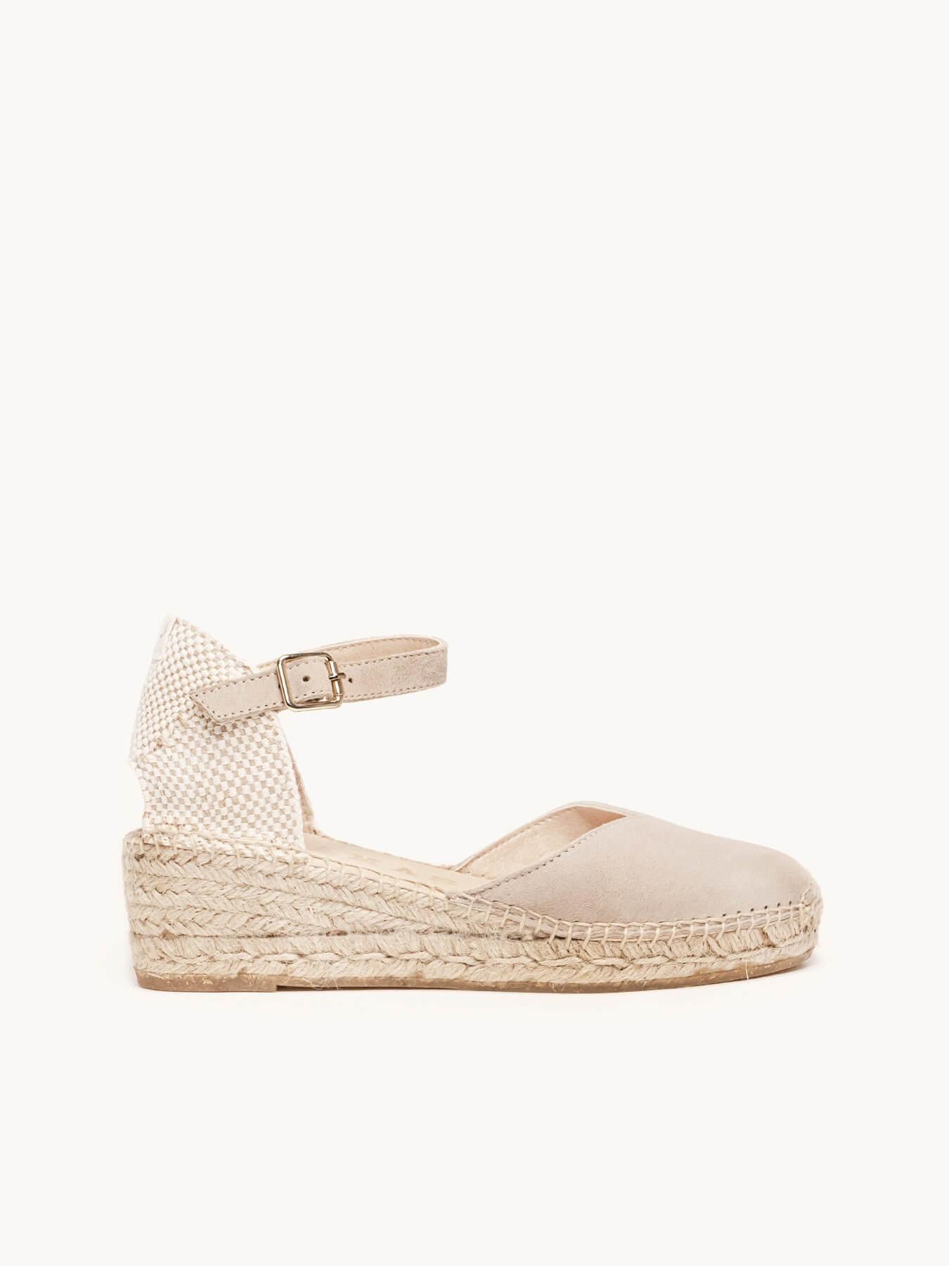 Sandália Anabela Baixa Jara Camurça Pedra