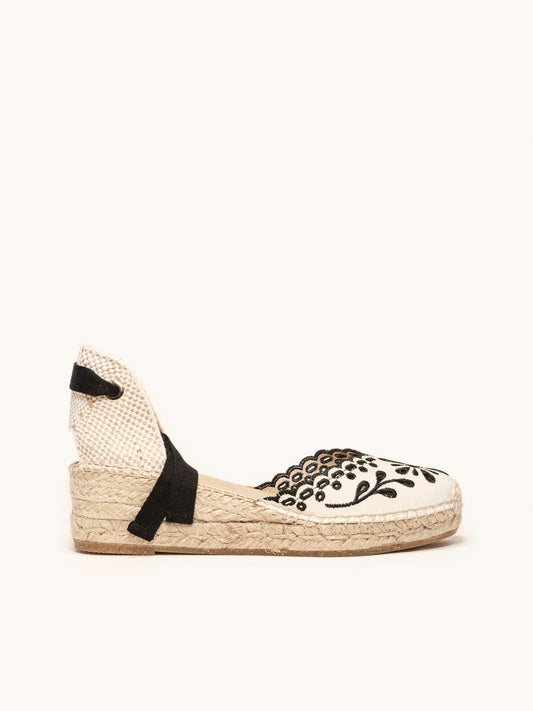 Sandália Anabela Baixa Romero Lona Bordada Preto