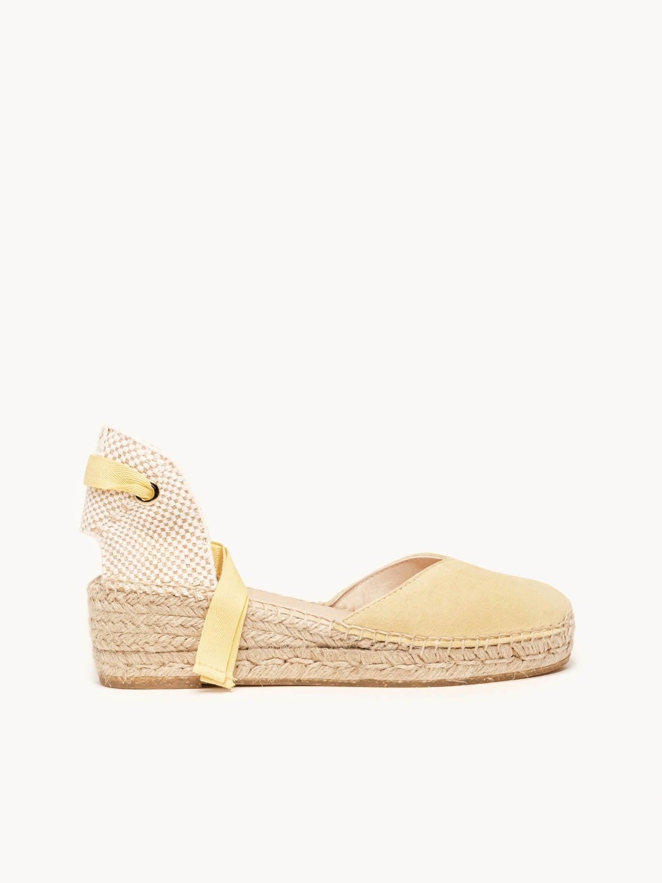 Sandália Romero Anabela 5 cm Camurça Amarelo