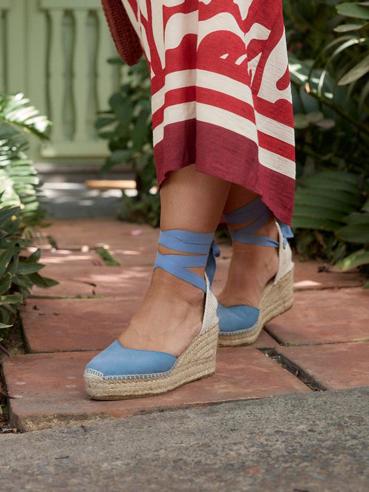 Sandália Romero Anabela 8 cm Camurça Azul Jeans