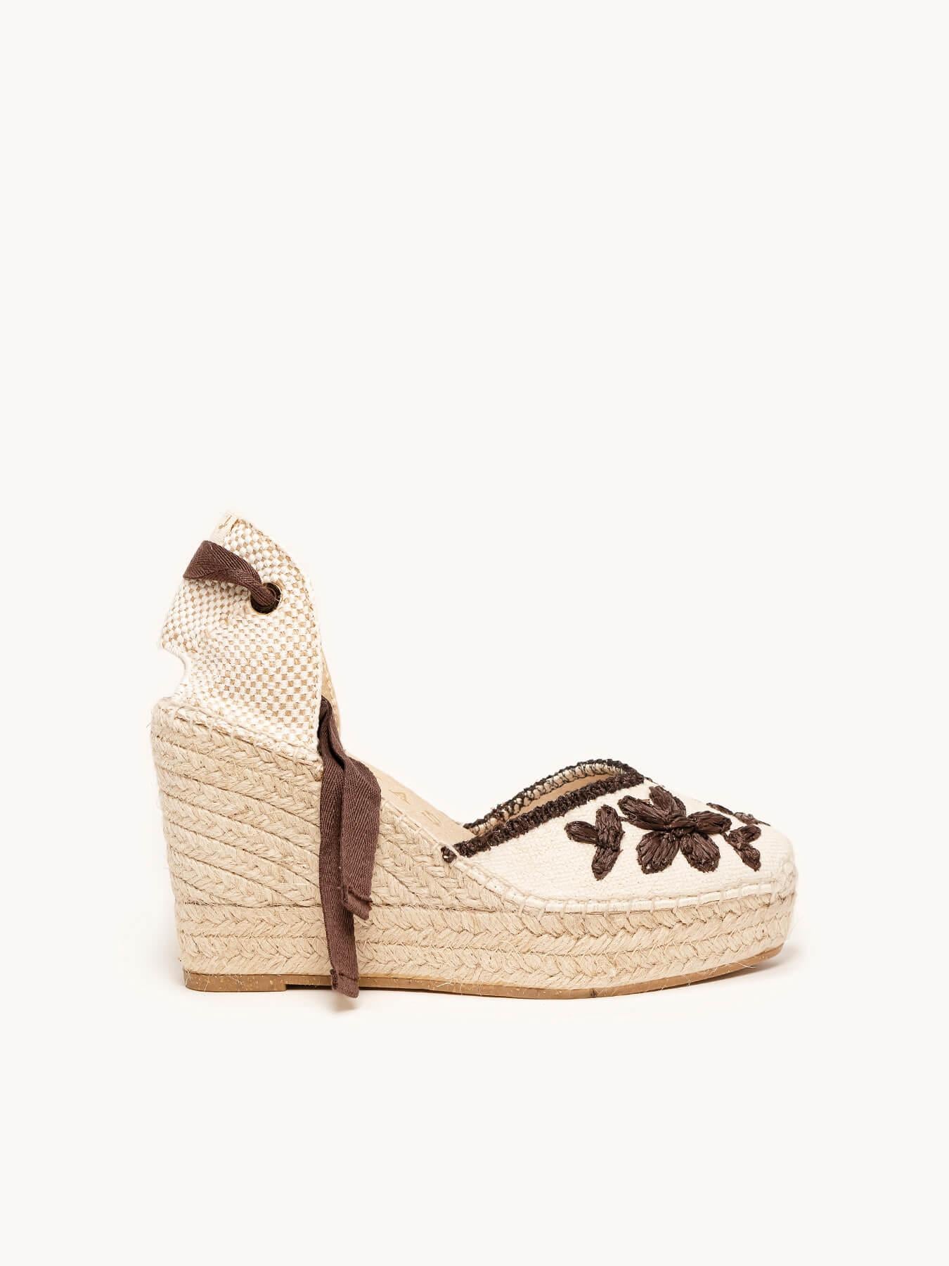 Sandália Romero Anabela 10 cm Bordado Cru