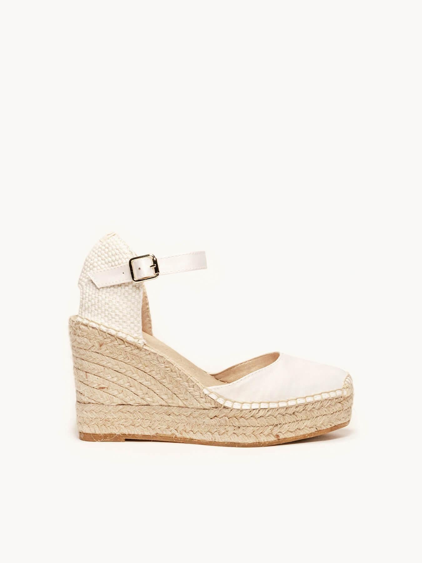 Sandália Anabela Alta Dalia Cetim Branca