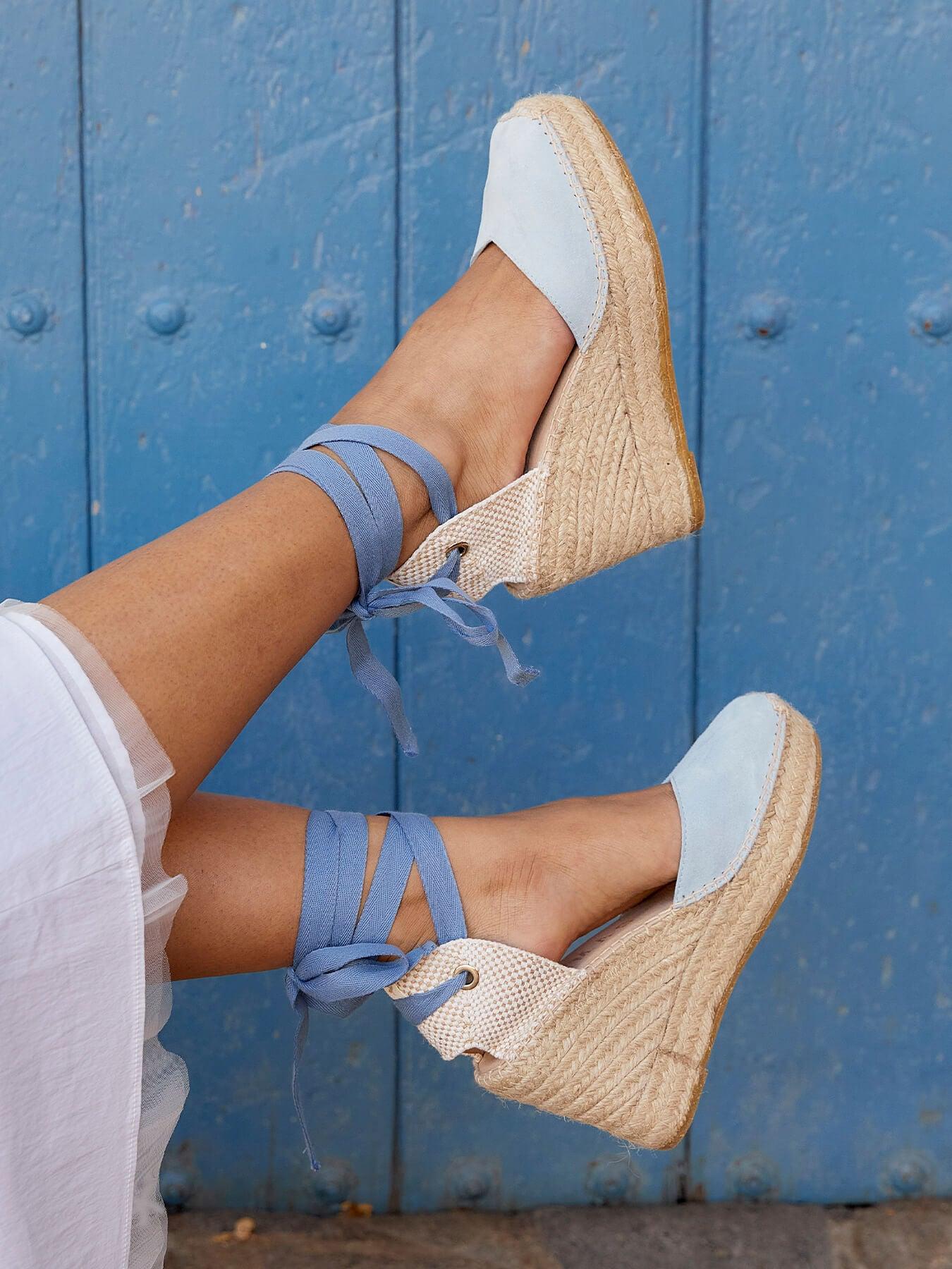 Sandália Anabela Alta Romero Camurça Azul Claro