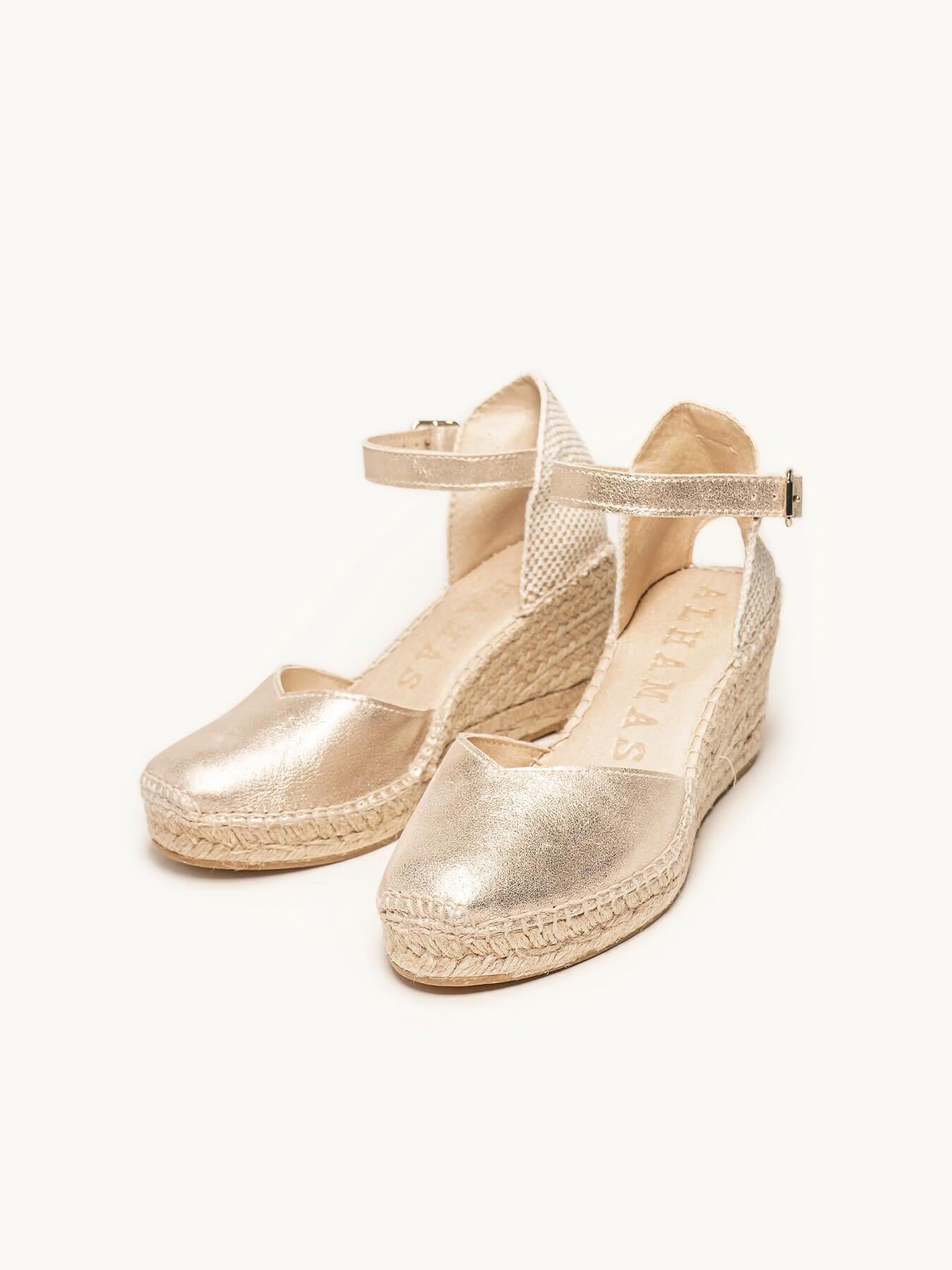 Sandália Anabela Média Jara Camurça Dourado Metalizado