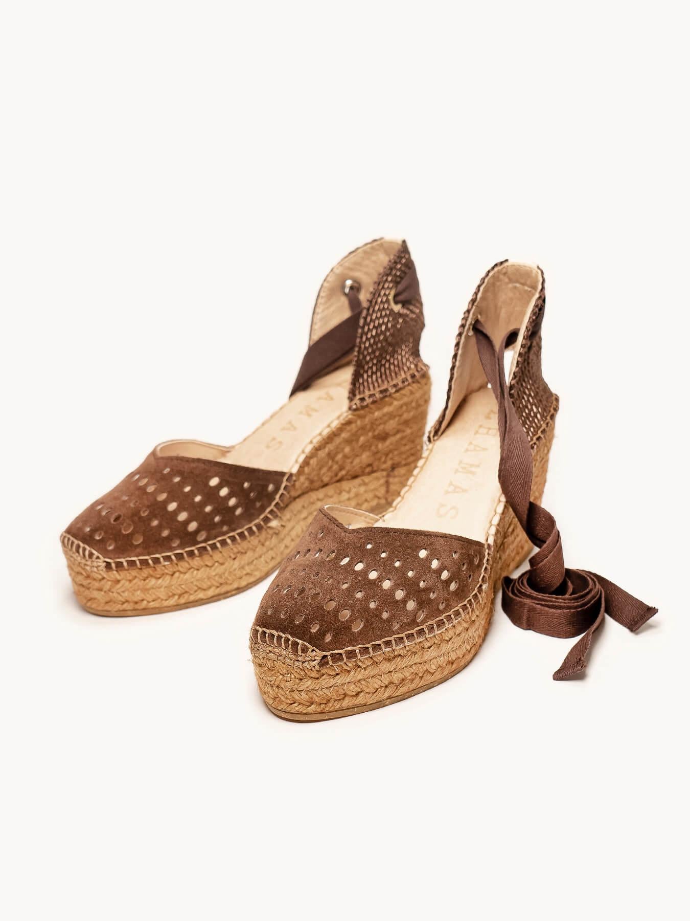 Sandália Romero Anabela 8 cm Camurça Marrom Escuro