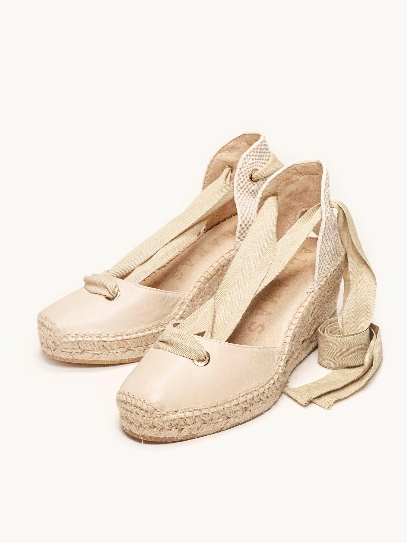 Sandália Anabela Média Melisa Napa Areia