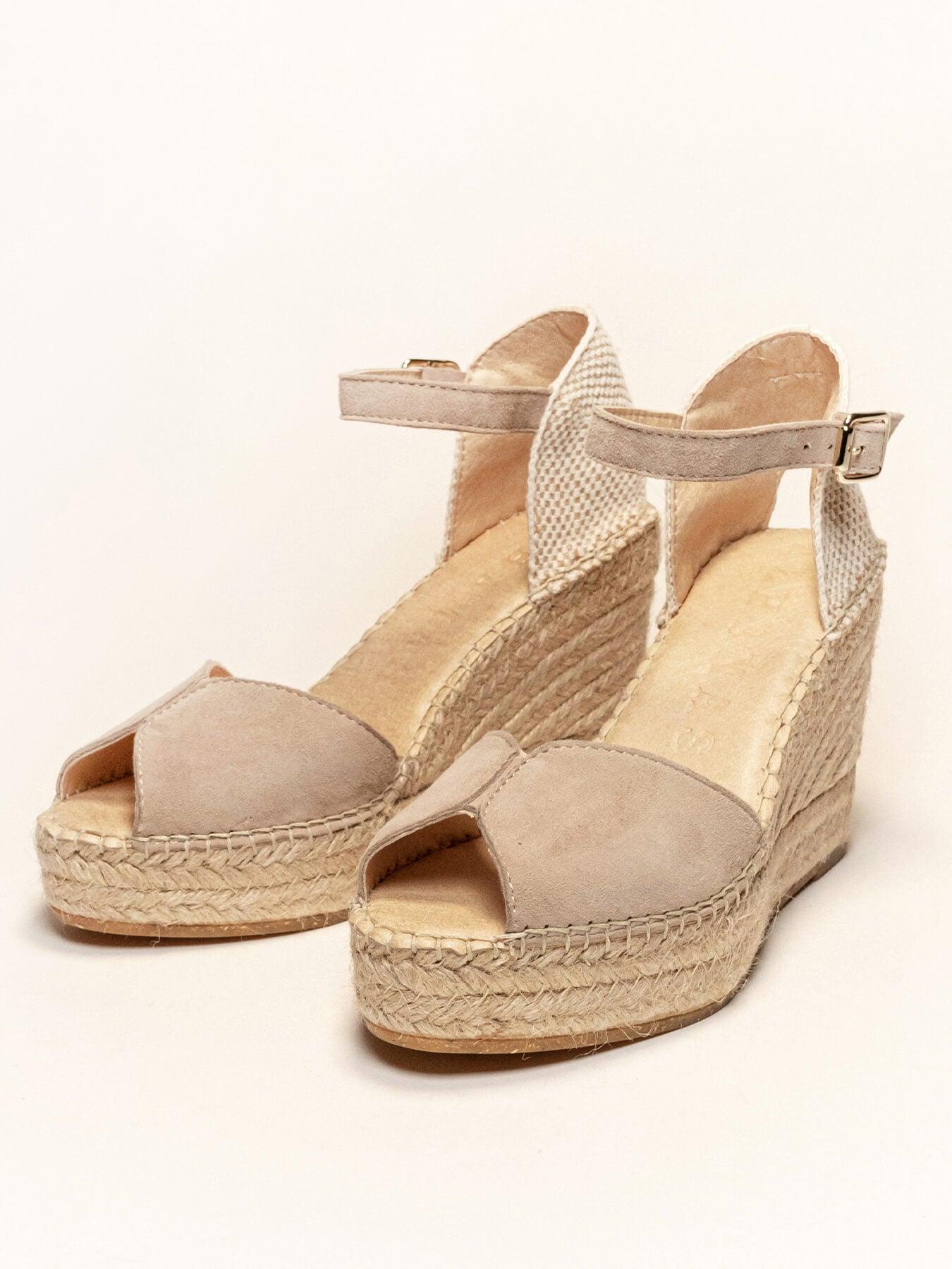 Sandália Anabela Alta Alelí Camurça Pedra