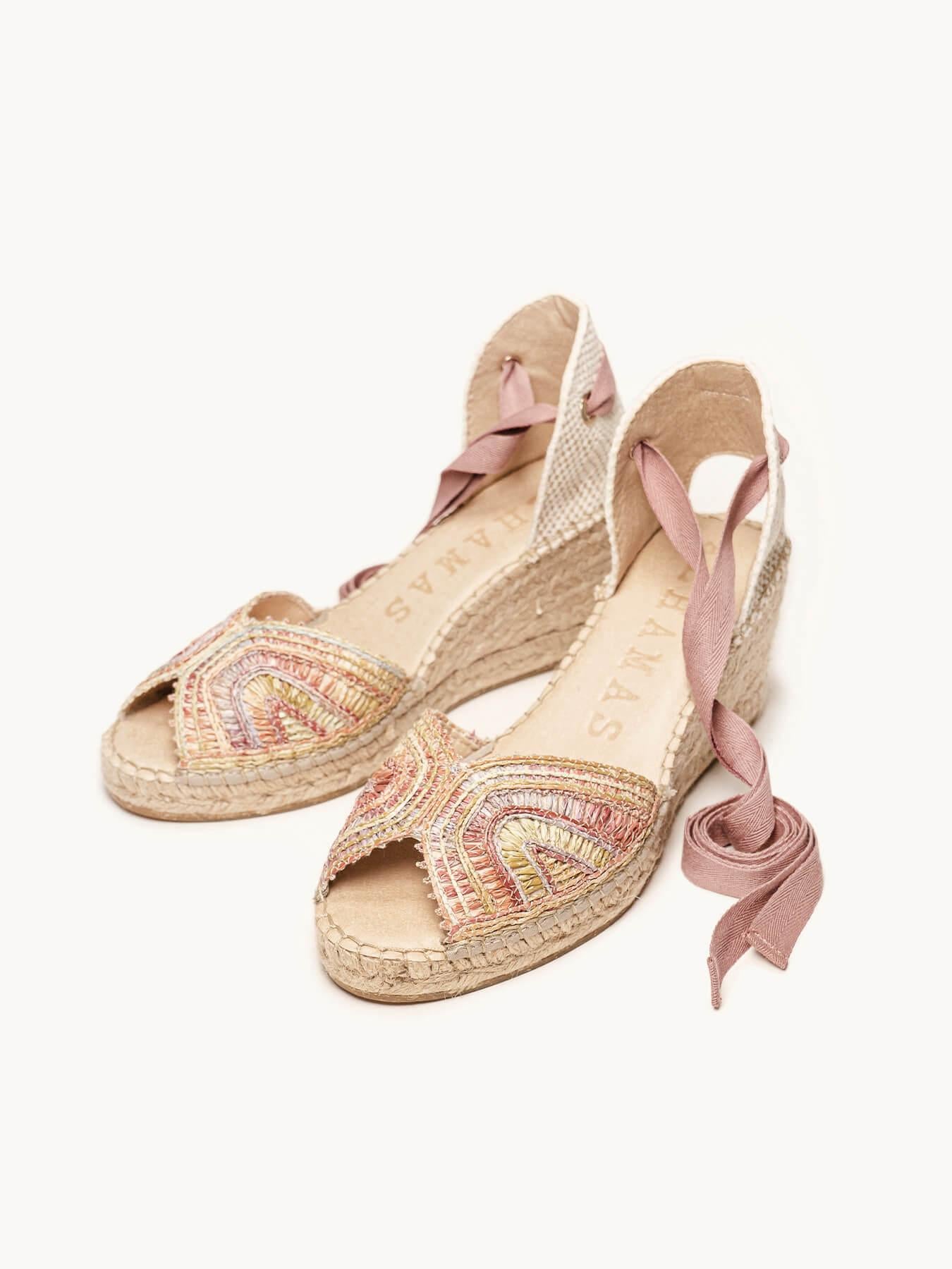 Sandália Anabela Média Lirio Ráfia Rosa Claro