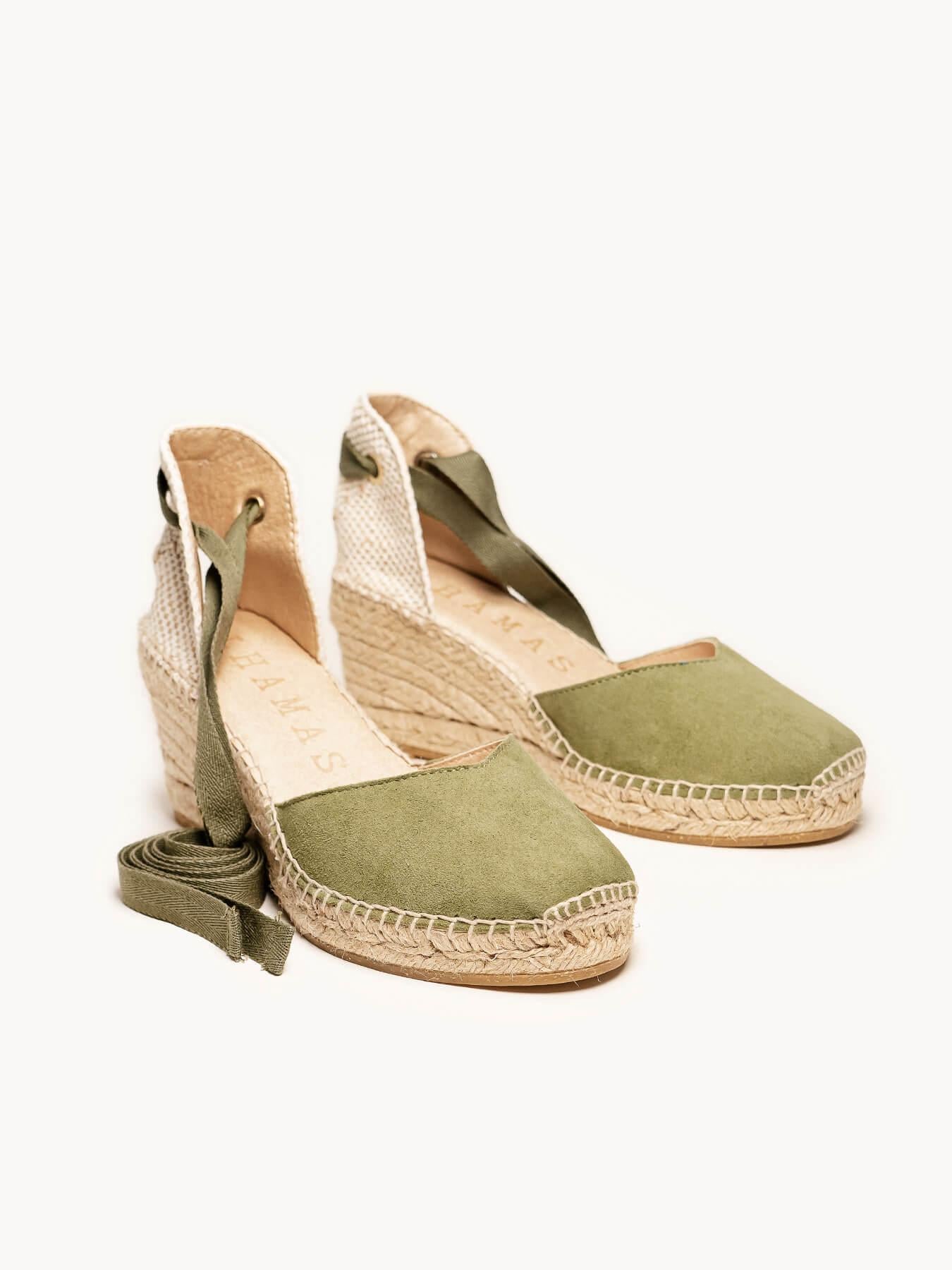 Sandália Romero Anabela 7 cm Camurça Verde Cáqui