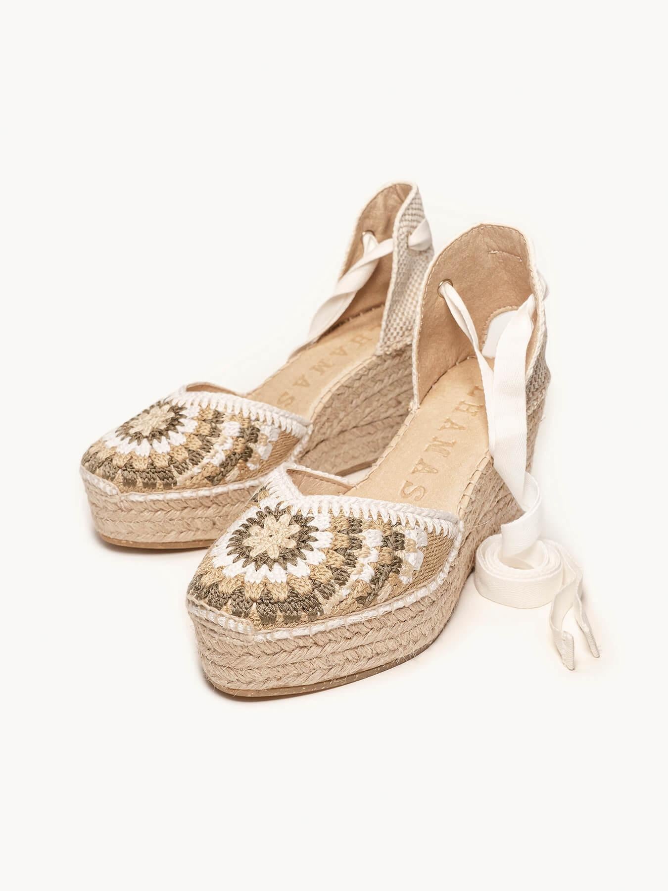 Sandália Romero Anabela 8 cm Crochê Branco