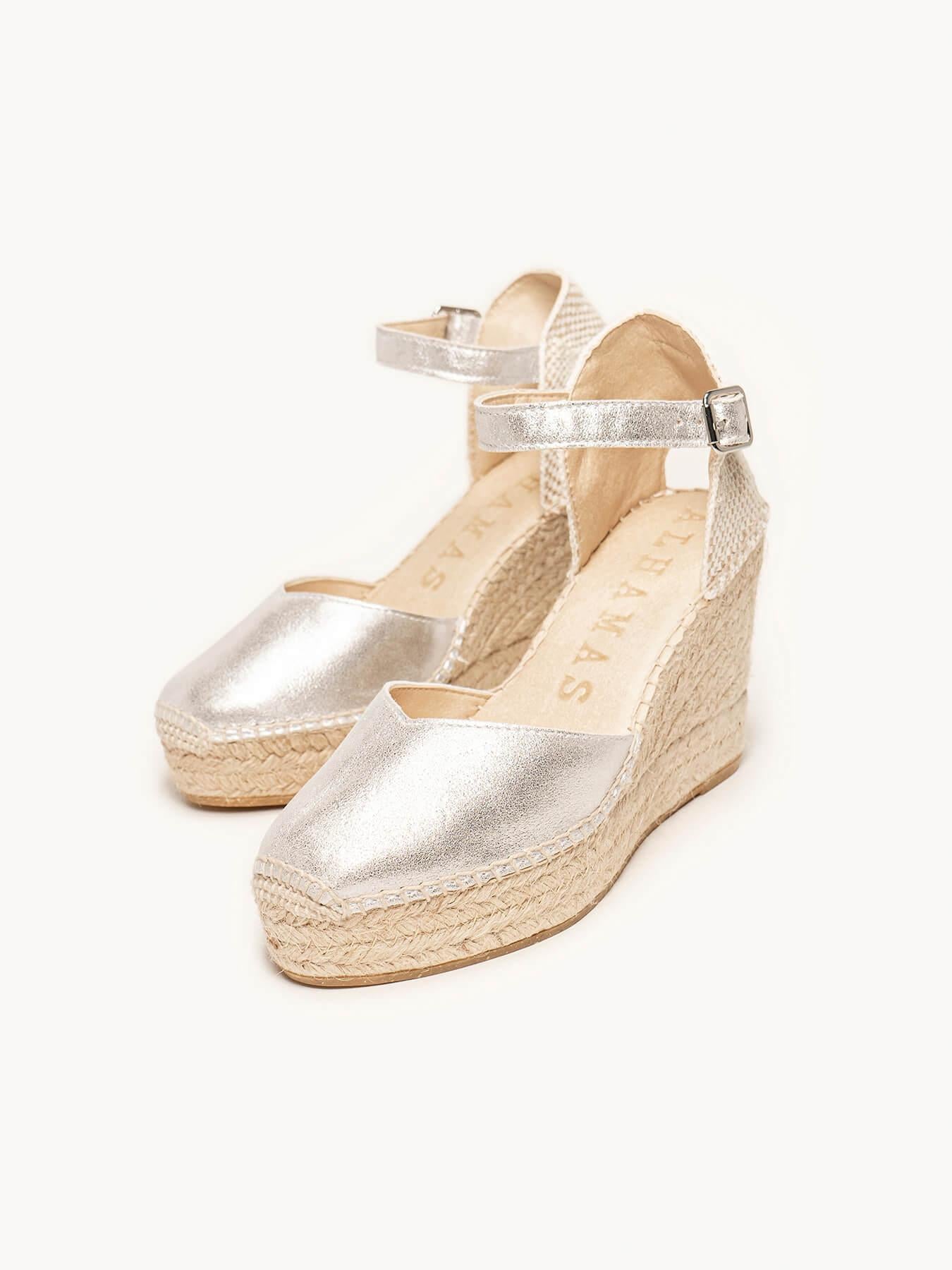 Sandália Anabela Alta Jara Camurça Metálica Prateado