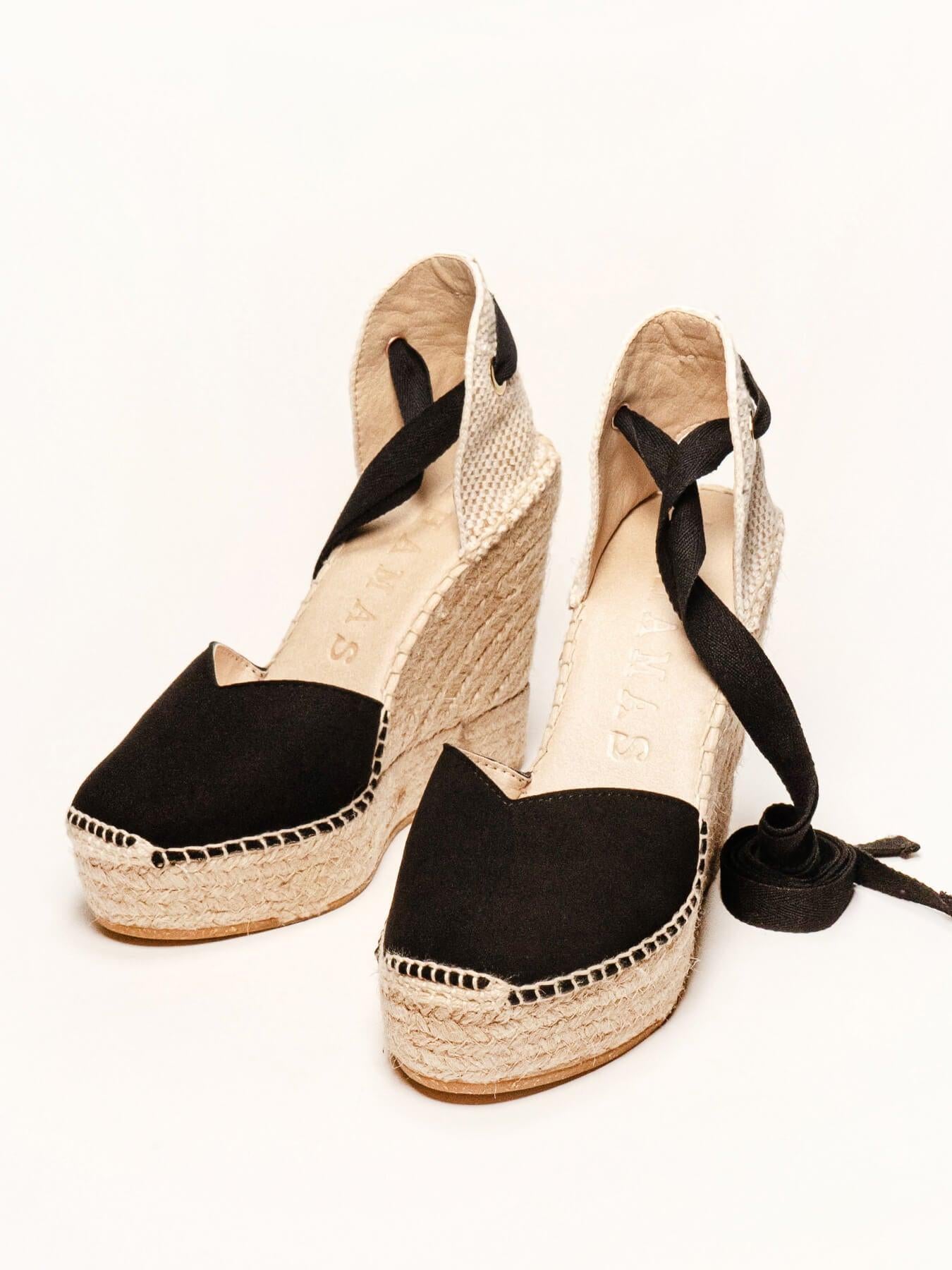 Sandália Romero Anabela 12 cm Camurça Preto