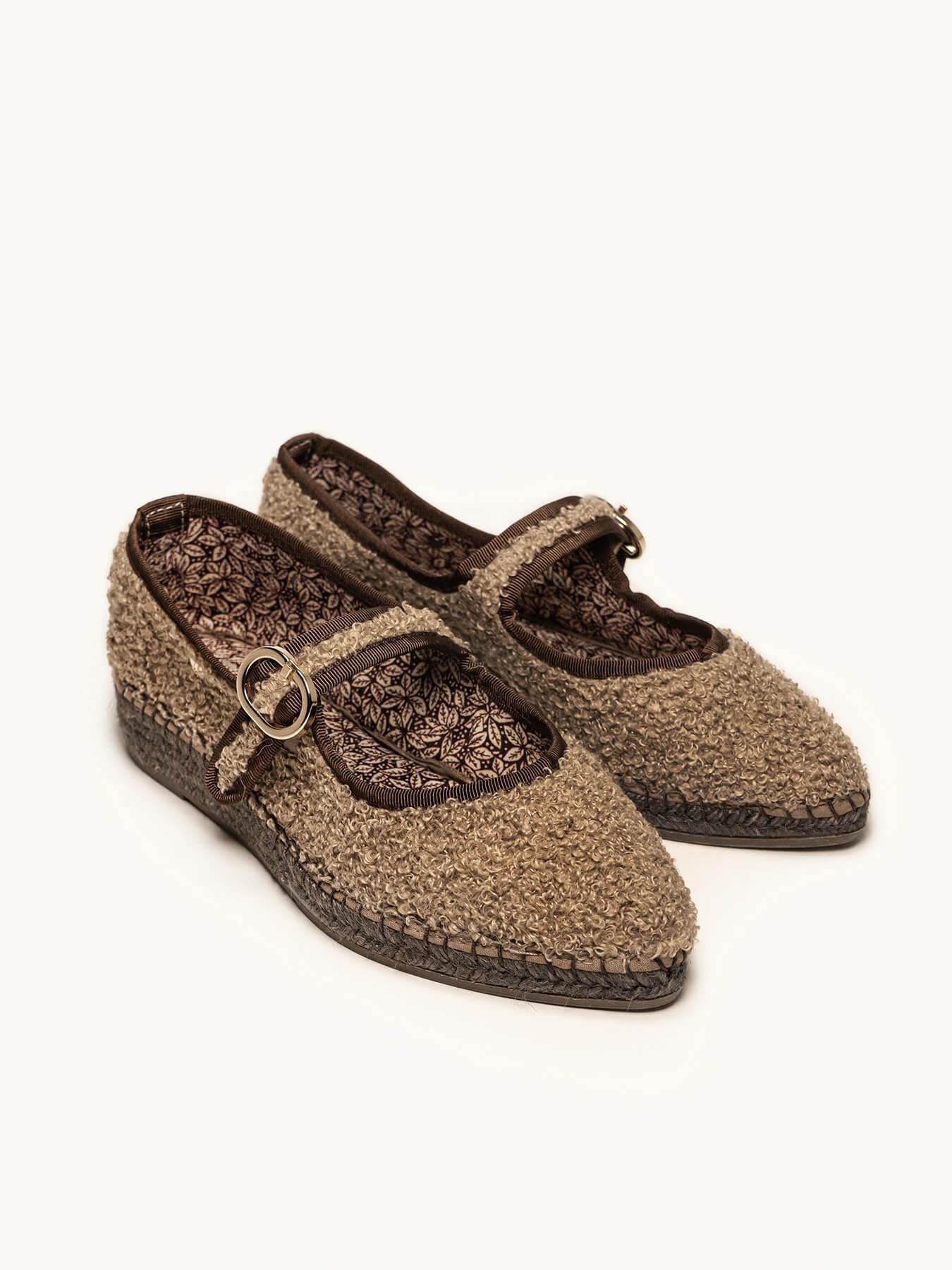 Sapatilha Azucena Sherpa Taupe