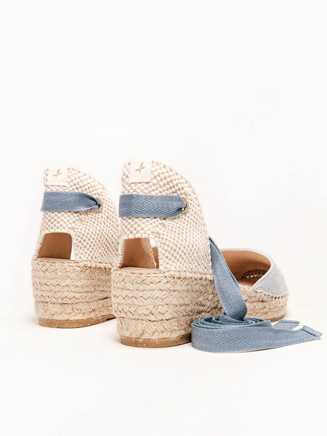 Sandália Anabela Baixa Romero Camurça Azul Claro