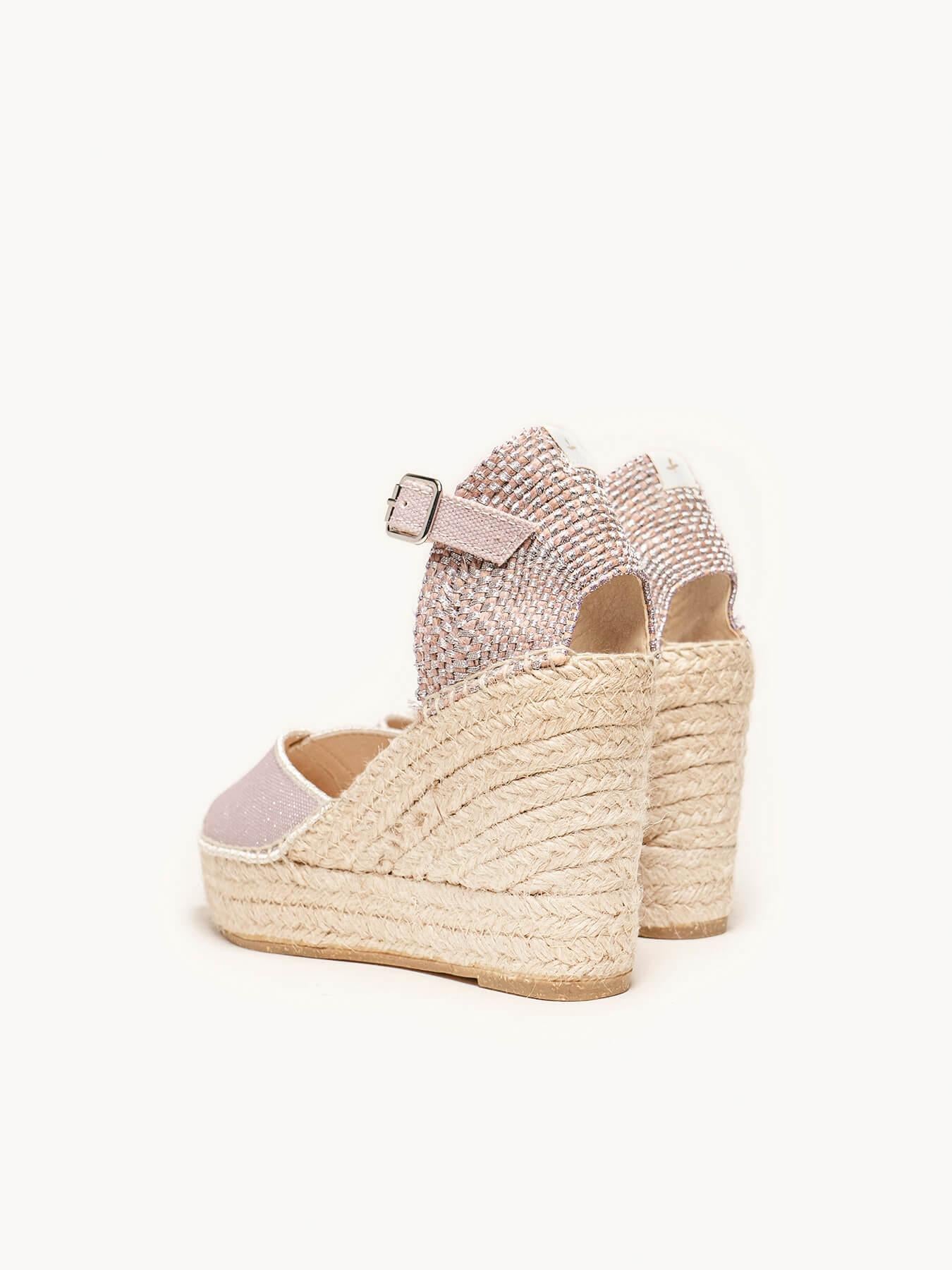 Sandália Anabela Alta Jara Lona Metal Lilás