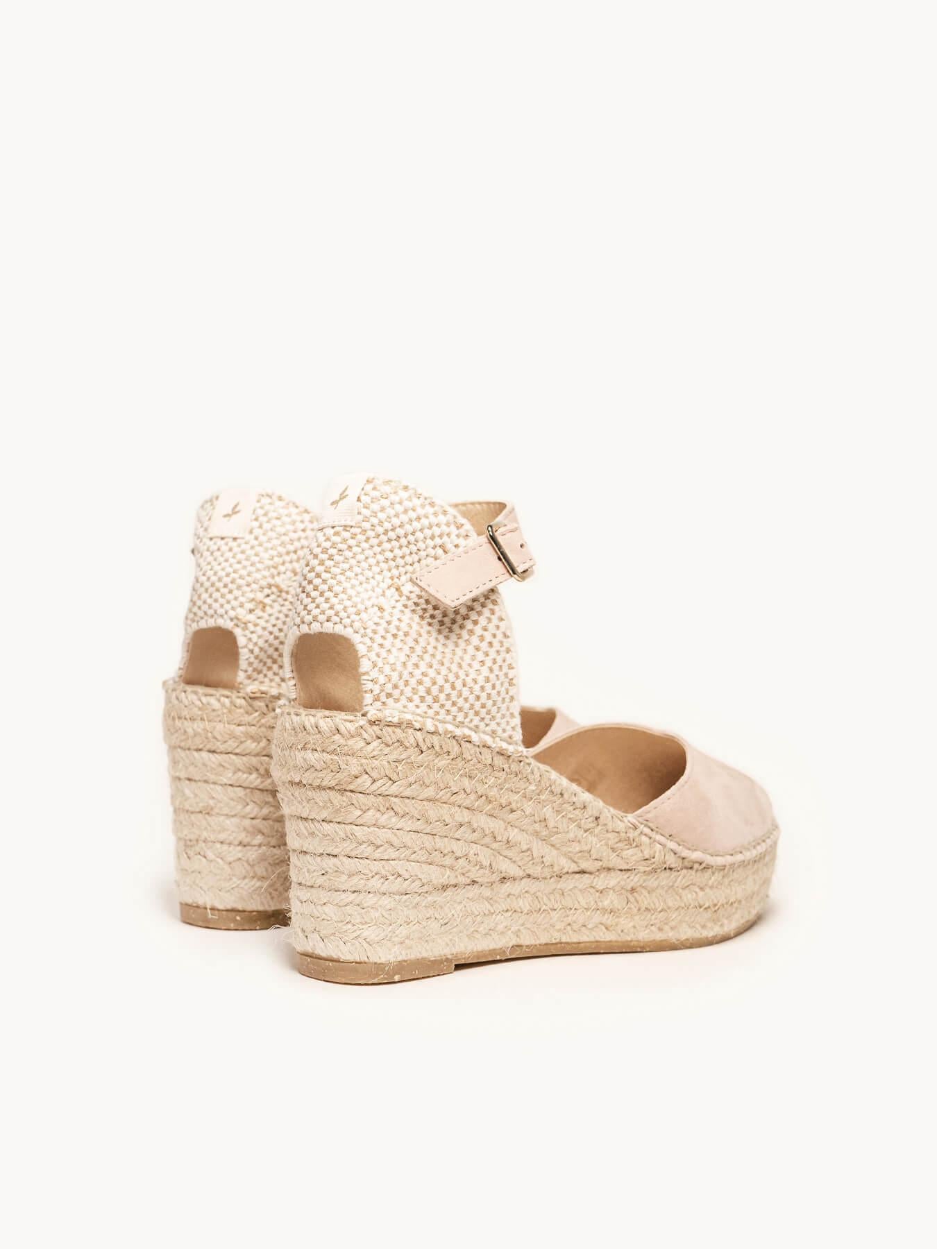 Sandália Jara Anabela 8 cm Camurça Rosa Claro