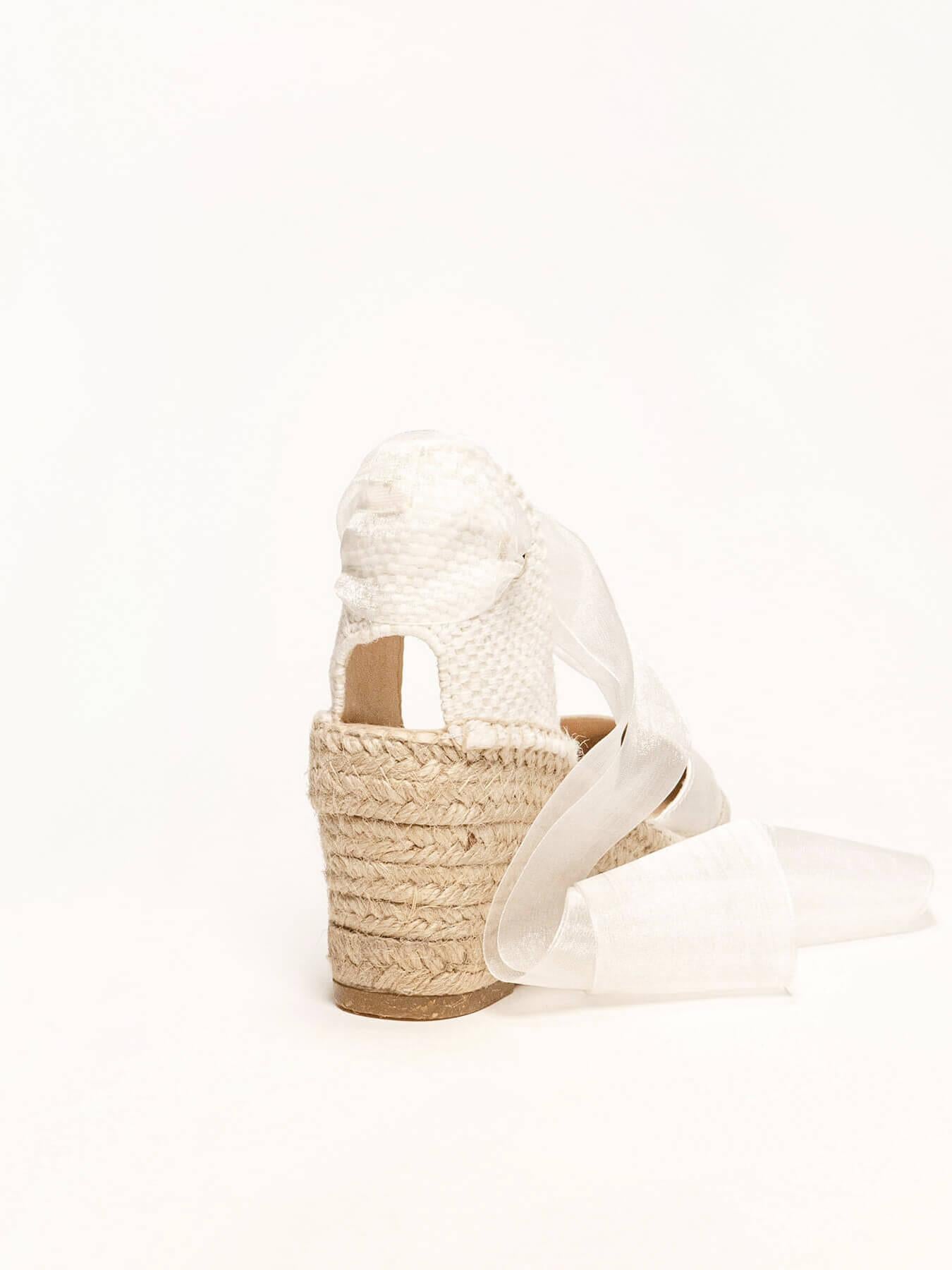 Sandália Cala Anabela 7 cm Cetim Branco