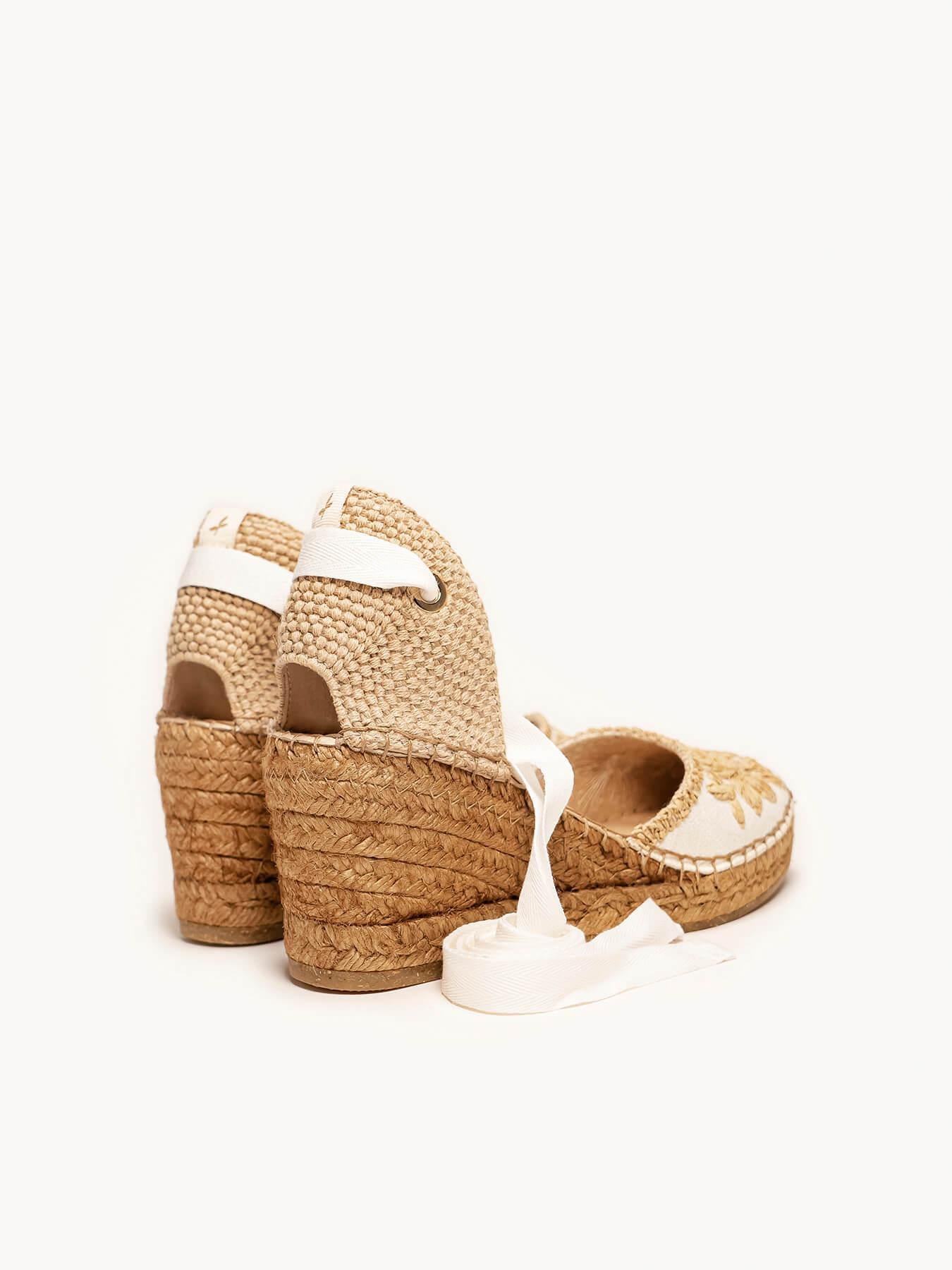 Sandália Romero Anabela 7 cm Bordado Branco