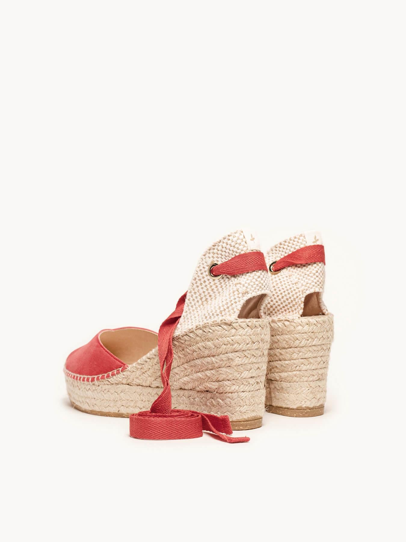 Sandália Romero Anabela 8 cm Camurça Vermelho