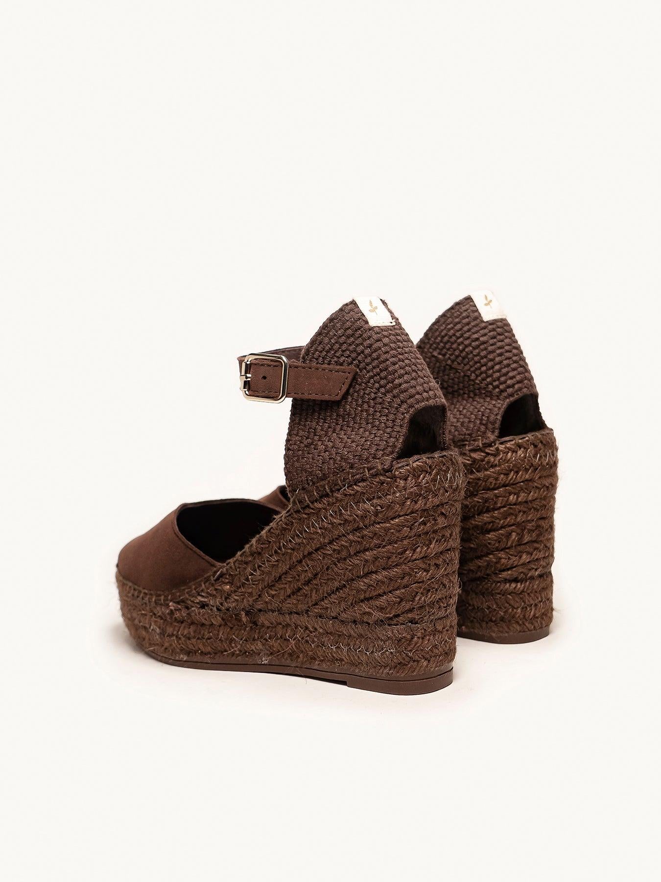 Sandália Jara Anabela 10 cm Camurça Marrom Escuro