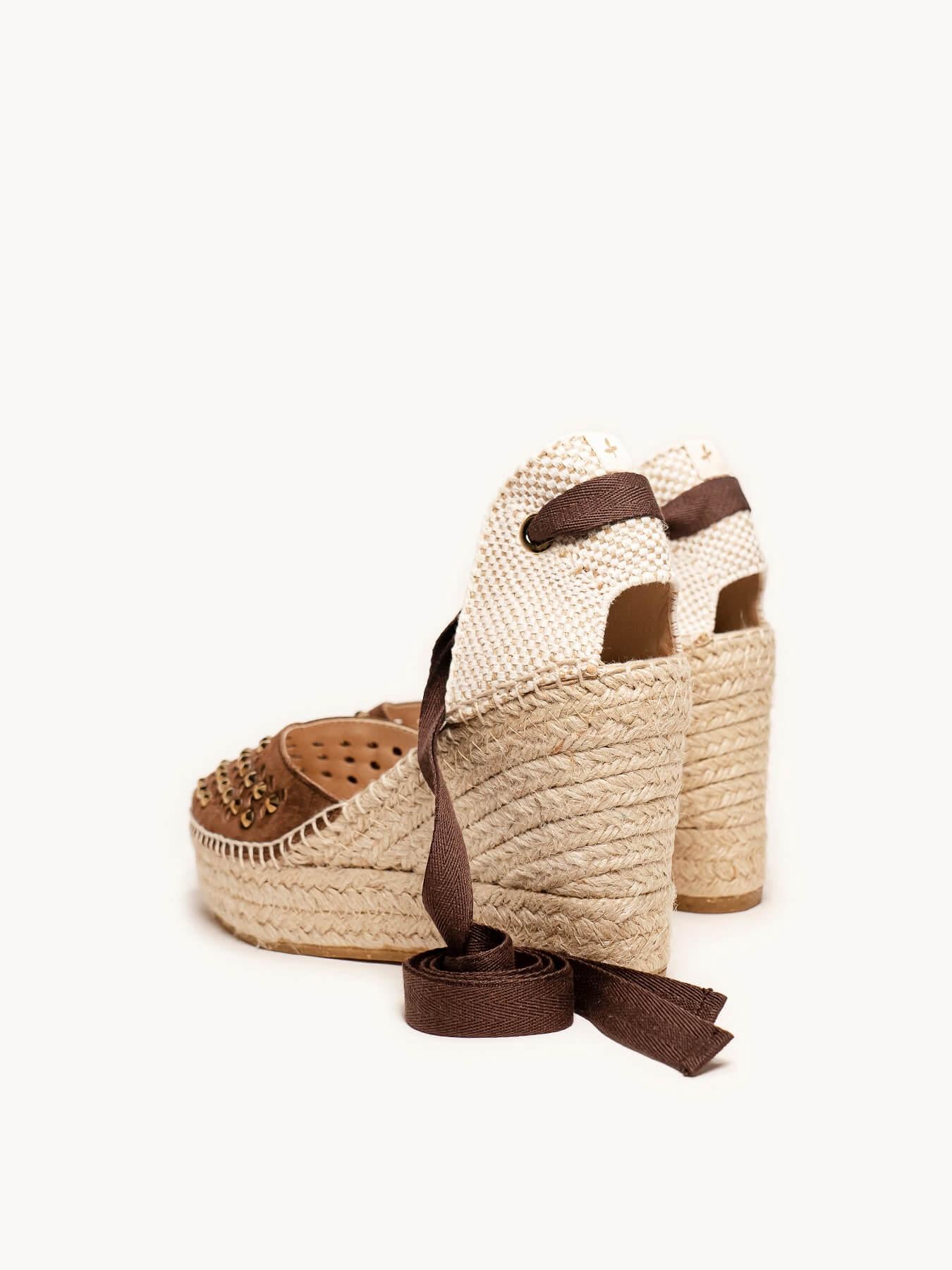 Sandália Romero Anabela 10 cm Camurça Marrom Escuro
