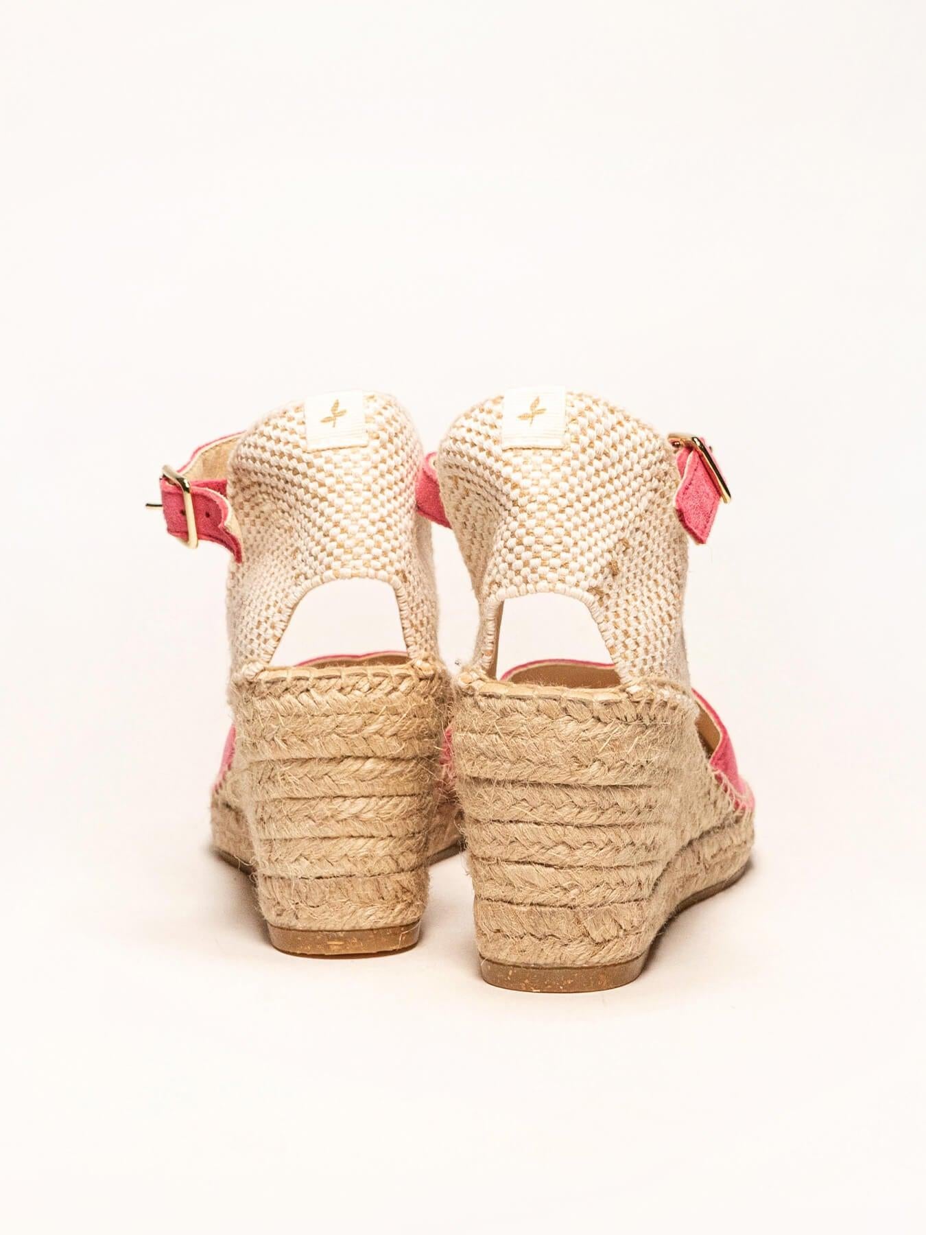 Sandália Anabela Média Jara Camurça Fúcsia