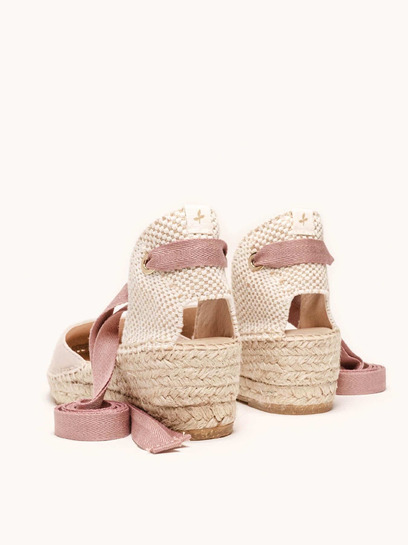 Sandália Romero Anabela 5 cm Camurça Rosa Claro