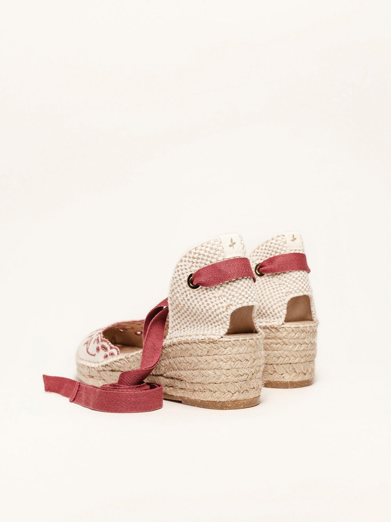 Sandália Romero Anabela 5 cm Bordado Granada