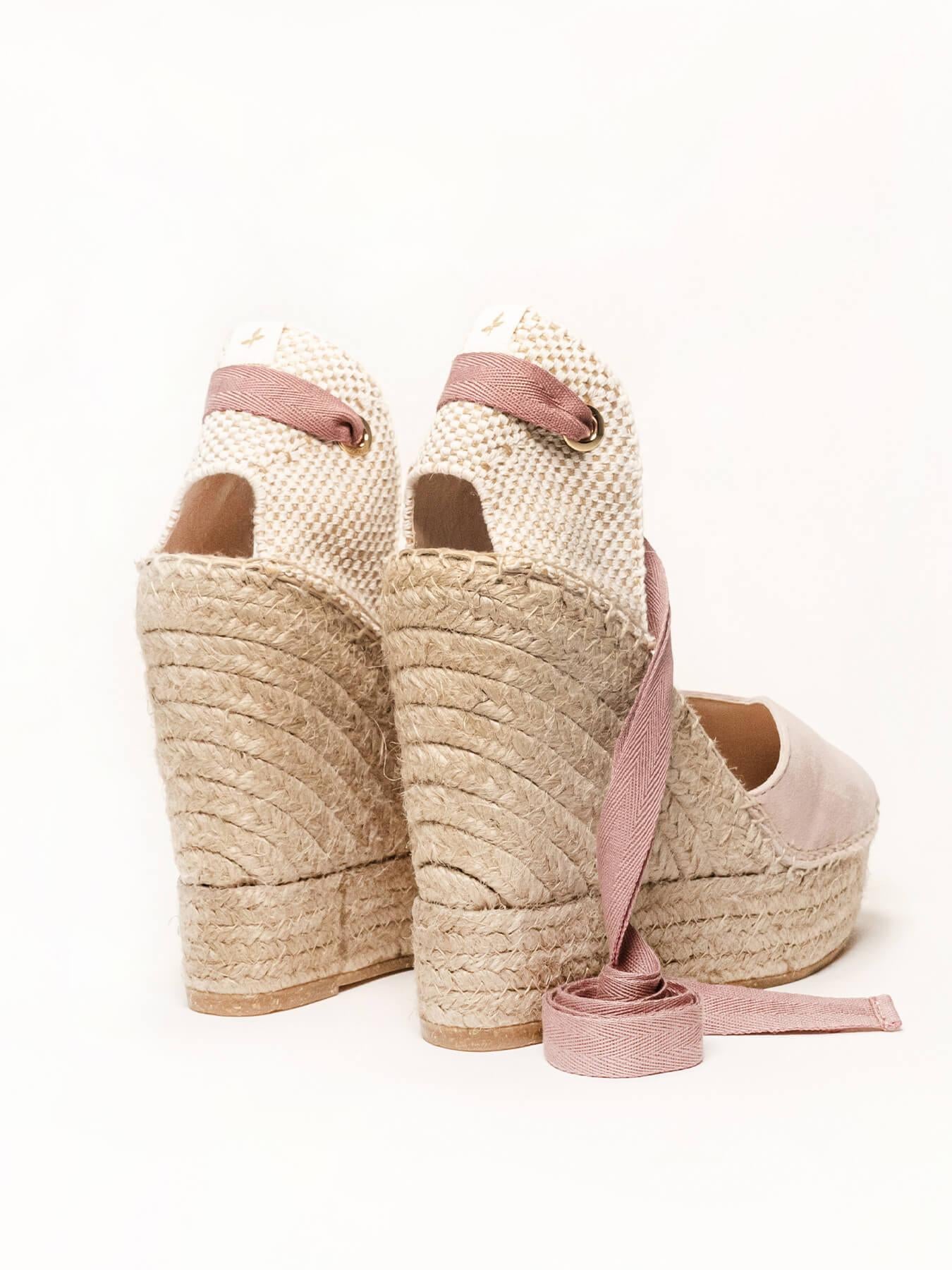 Sandália Romero Anabela 12 cm Camurça Rosa Claro