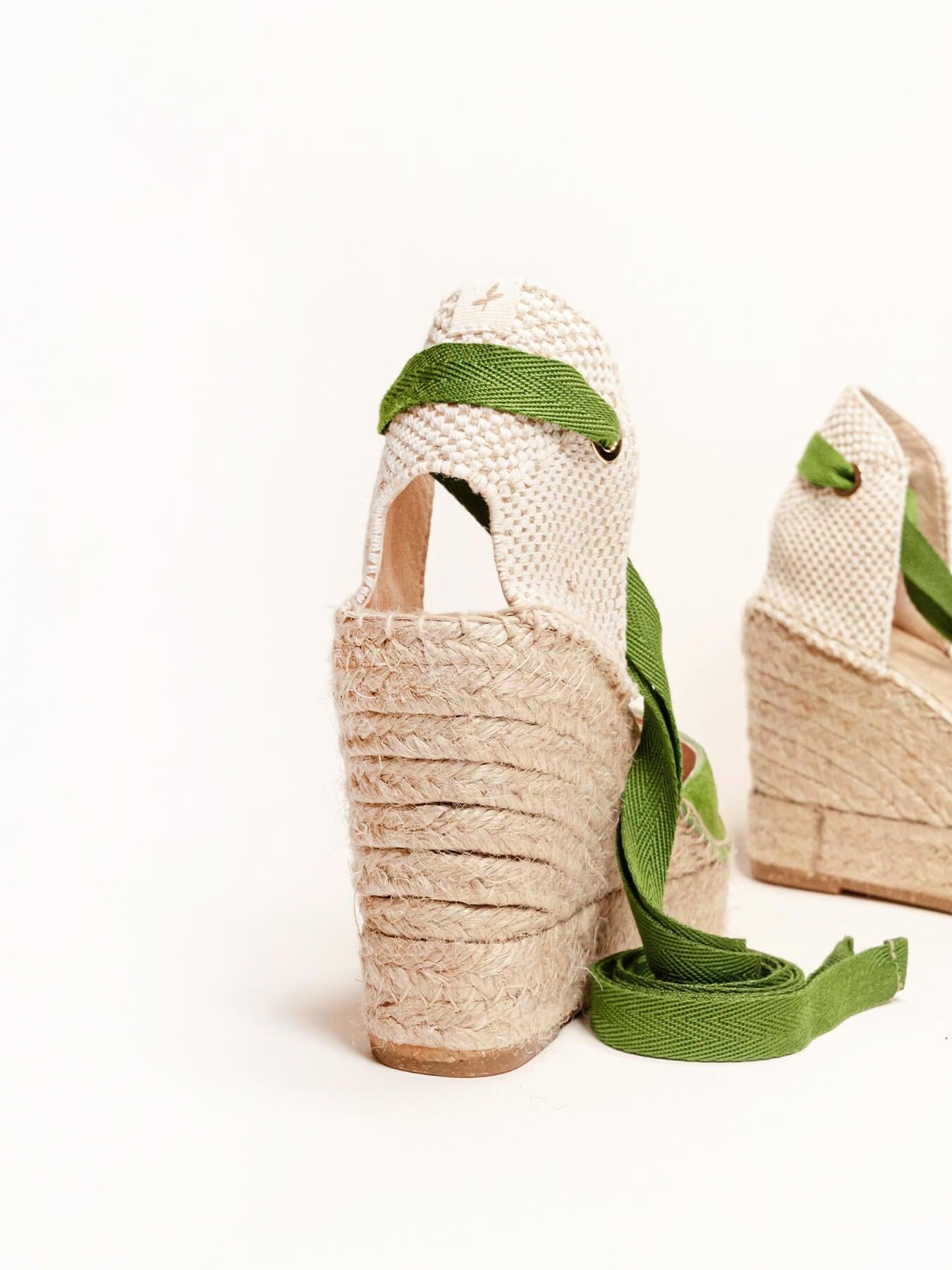 Sandália Anabela Alta Romero Camurça Verde