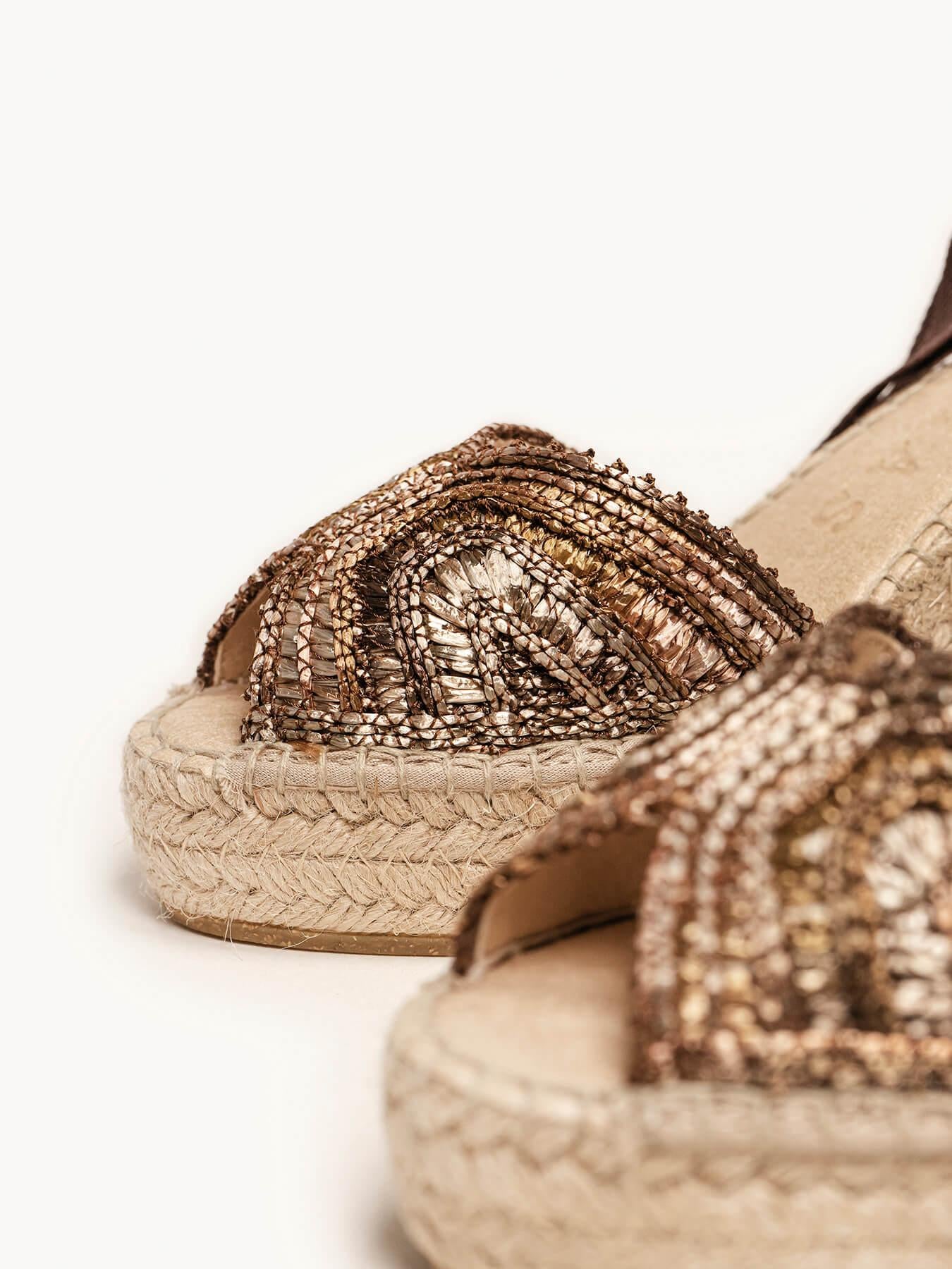 Sandália Anabela Alta Lirio Ráfia Marrom