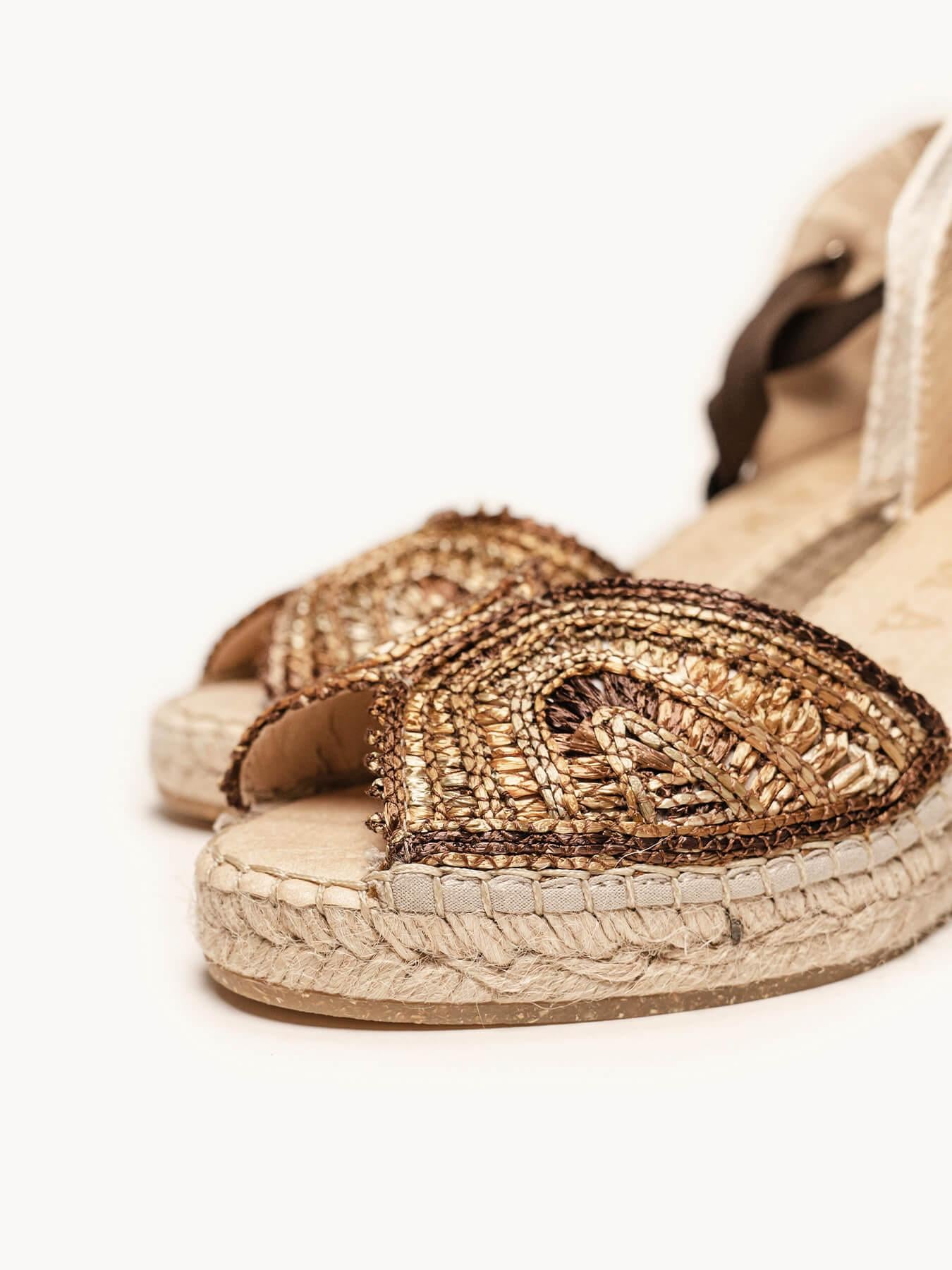 Sandália Anabela Média Lirio Ráfia Marrom