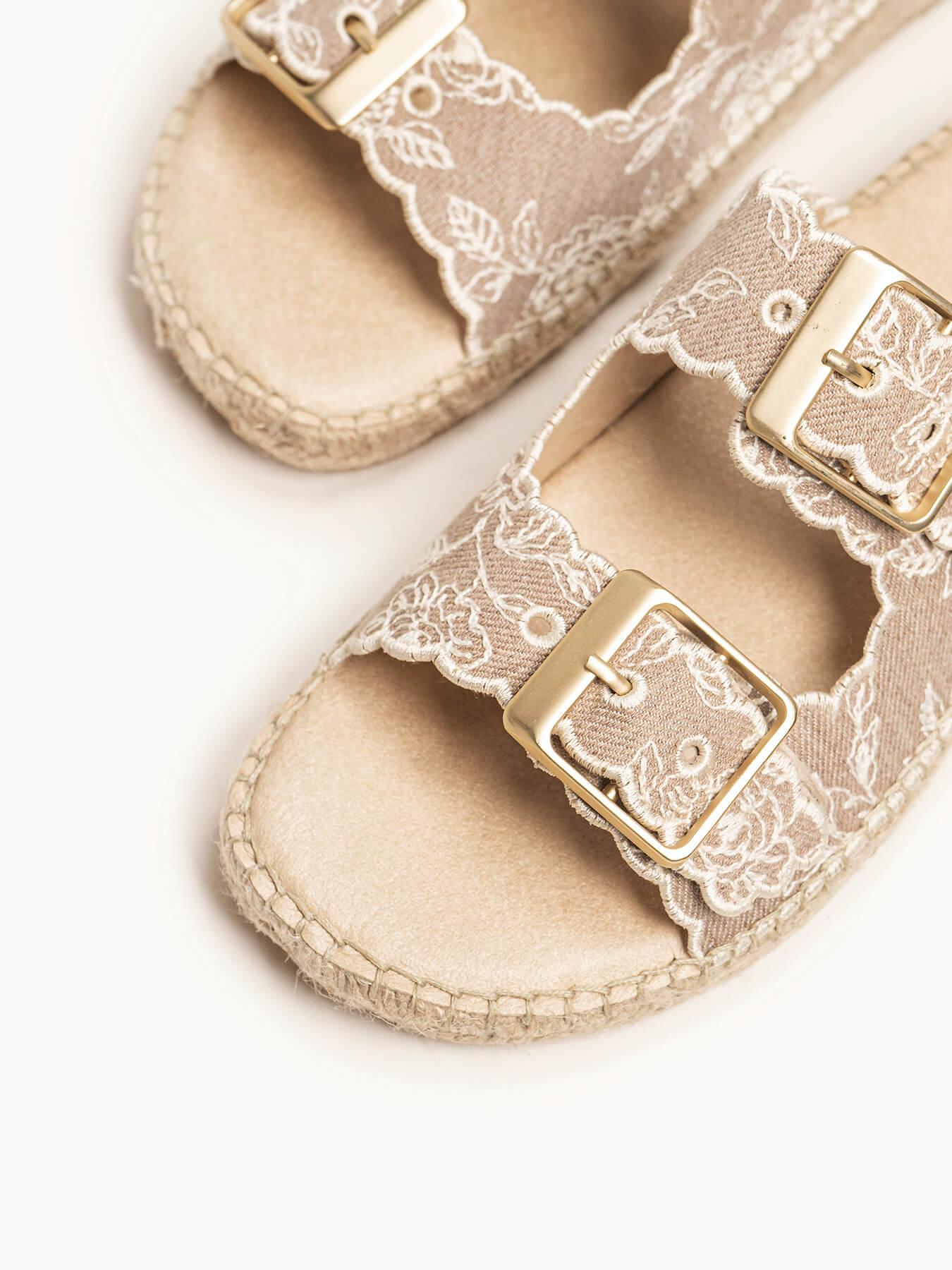 Sandália Papete Girasol Jeans Bordada Pedra