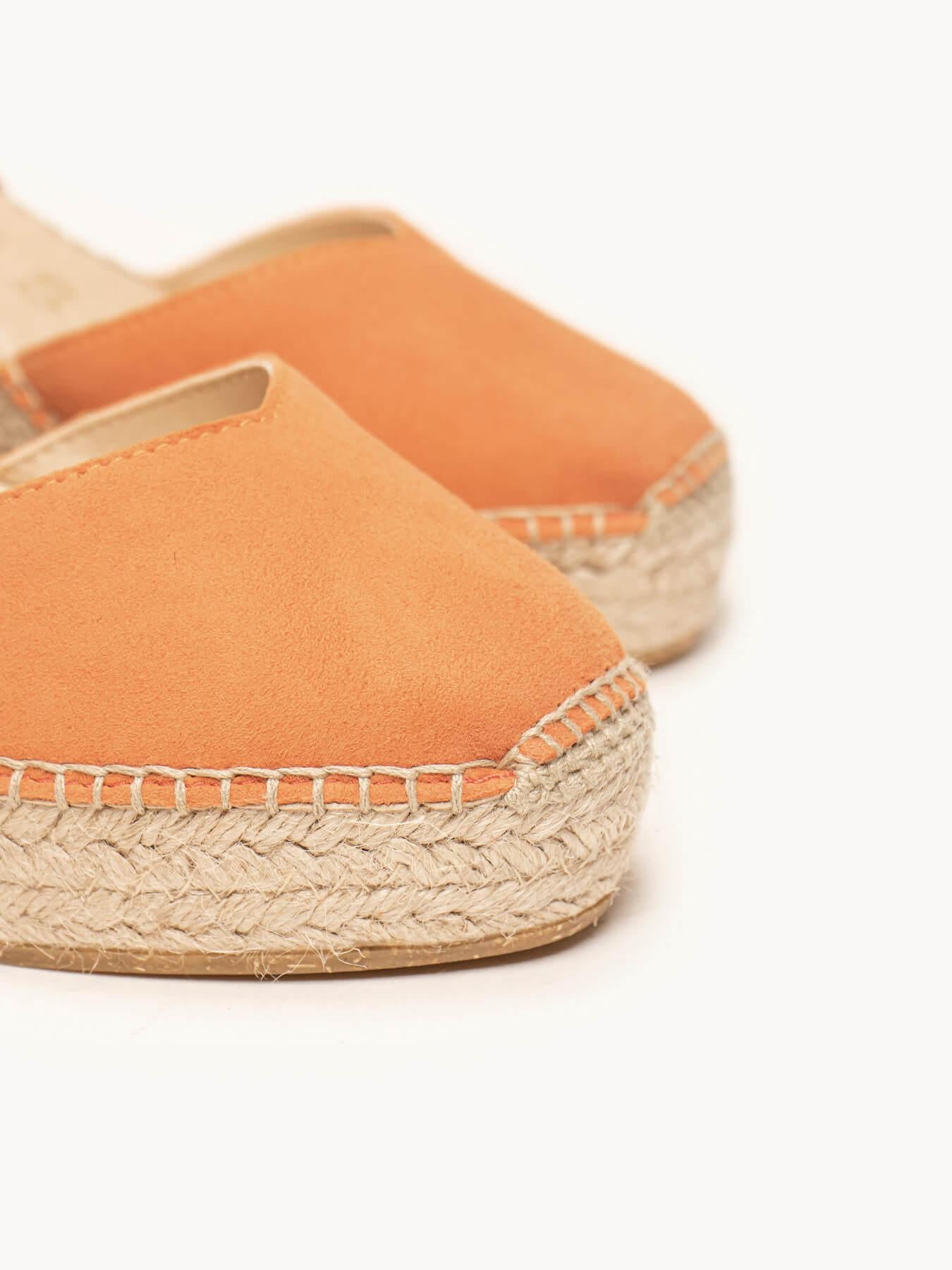Sandália Romero Anabela 8 cm Camurça Laranja