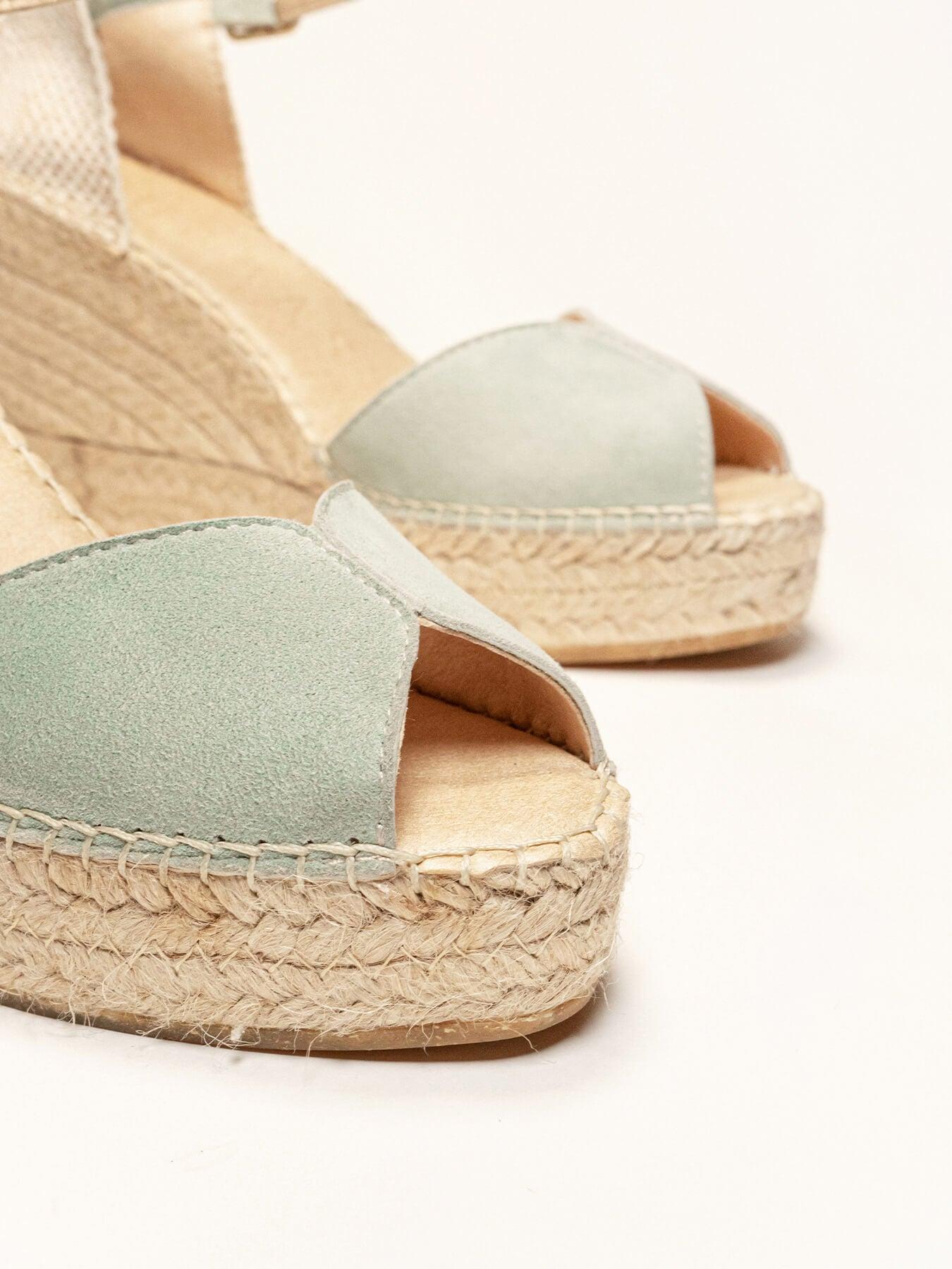 Sandália Anabela Alta Alelí Camurça Verde Claro