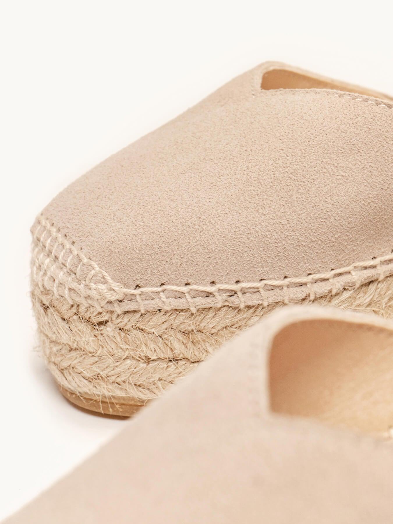 Sandália Jara Anabela 6 cm Camurça Pedra