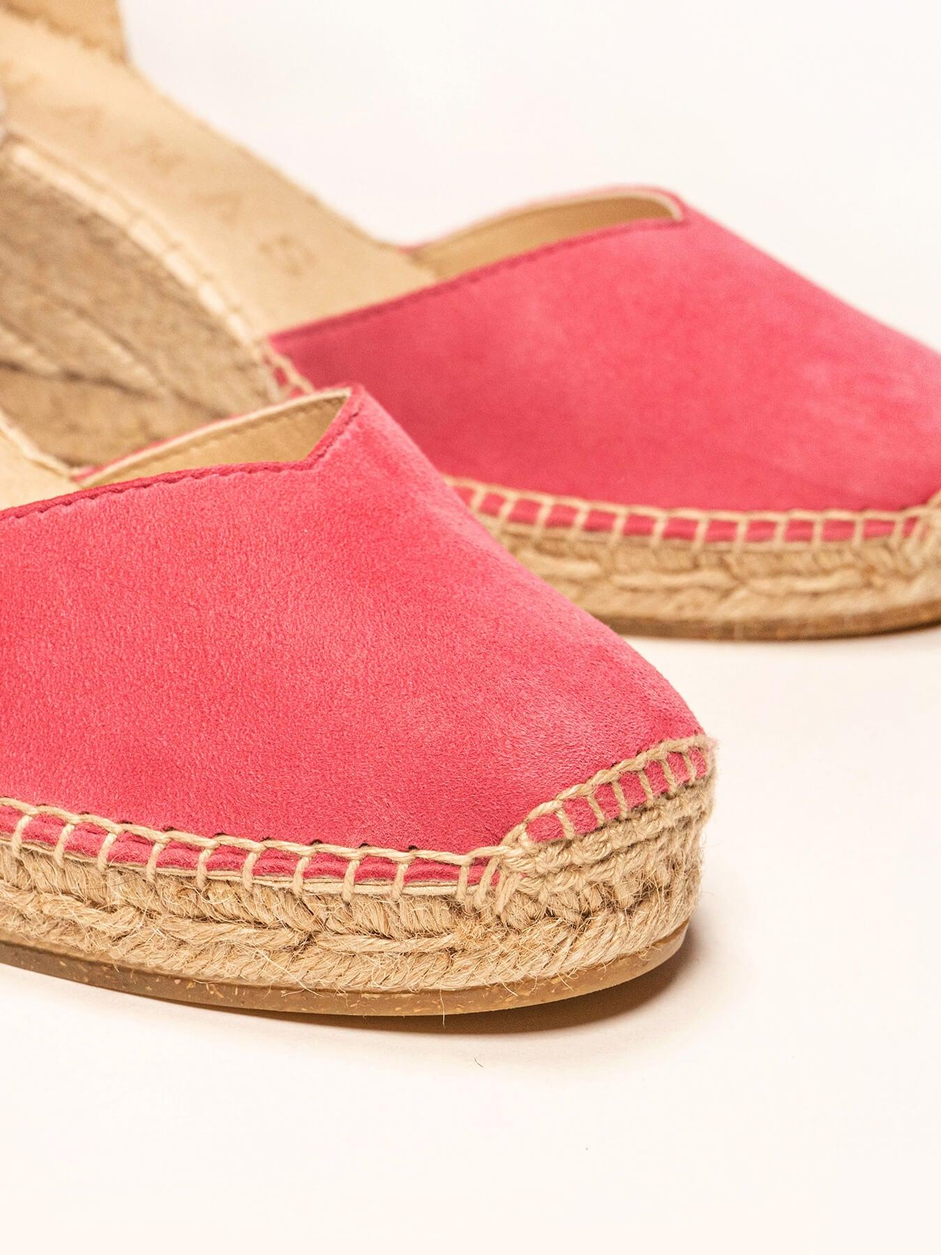 Sandália Anabela Média Jara Camurça Fúcsia