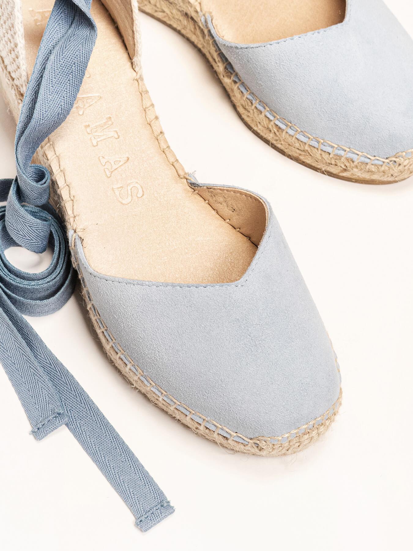 Sandália Anabela Baixa Romero Camurça Azul Claro