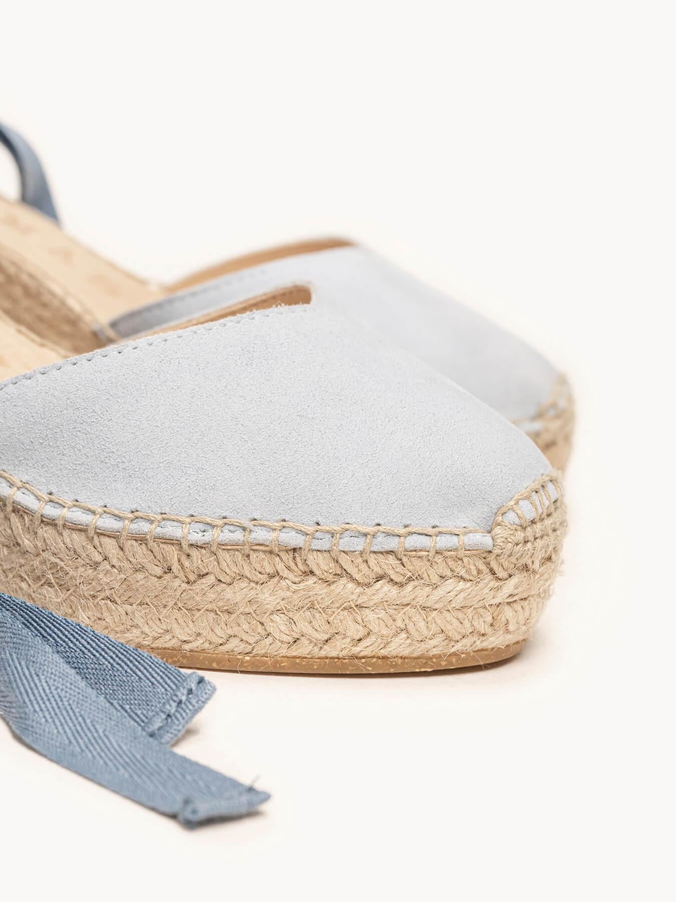 Sandália Anabela Média Plataforma Romero Camurça Azul Claro