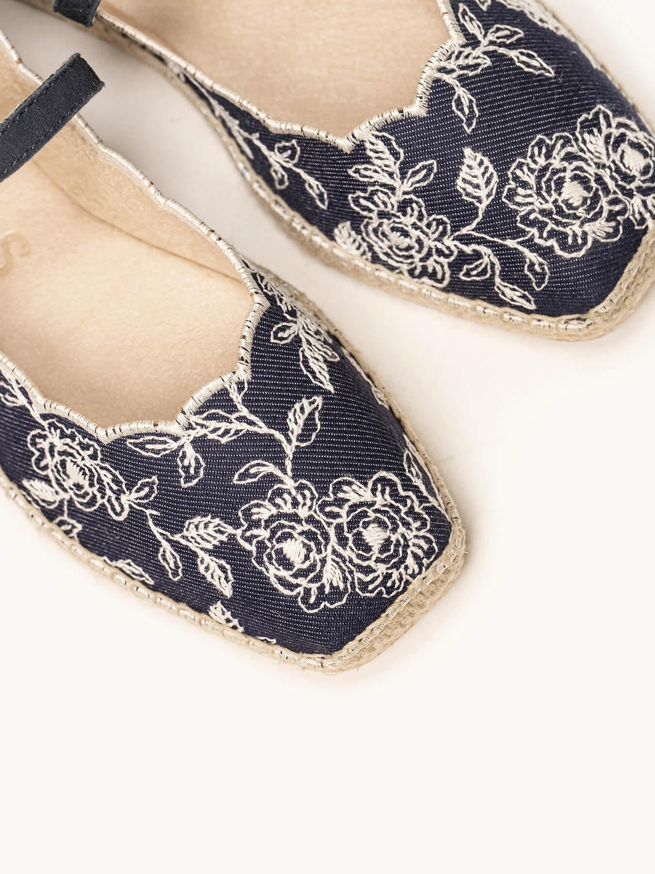 Sapatilha Jeans Bordada Marinho