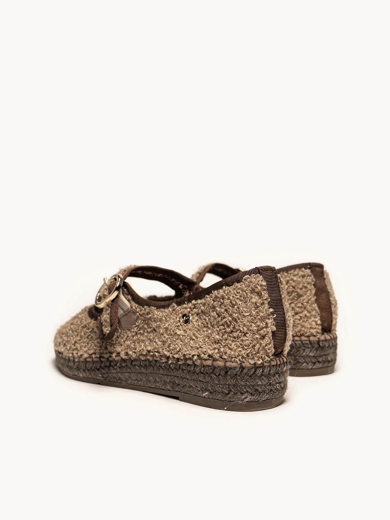 Sapatilha Azucena Sherpa Taupe