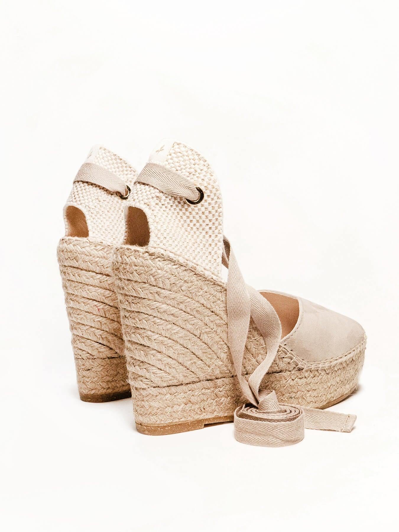 Sandália Romero Anabela 12 cm Camurça Pedra