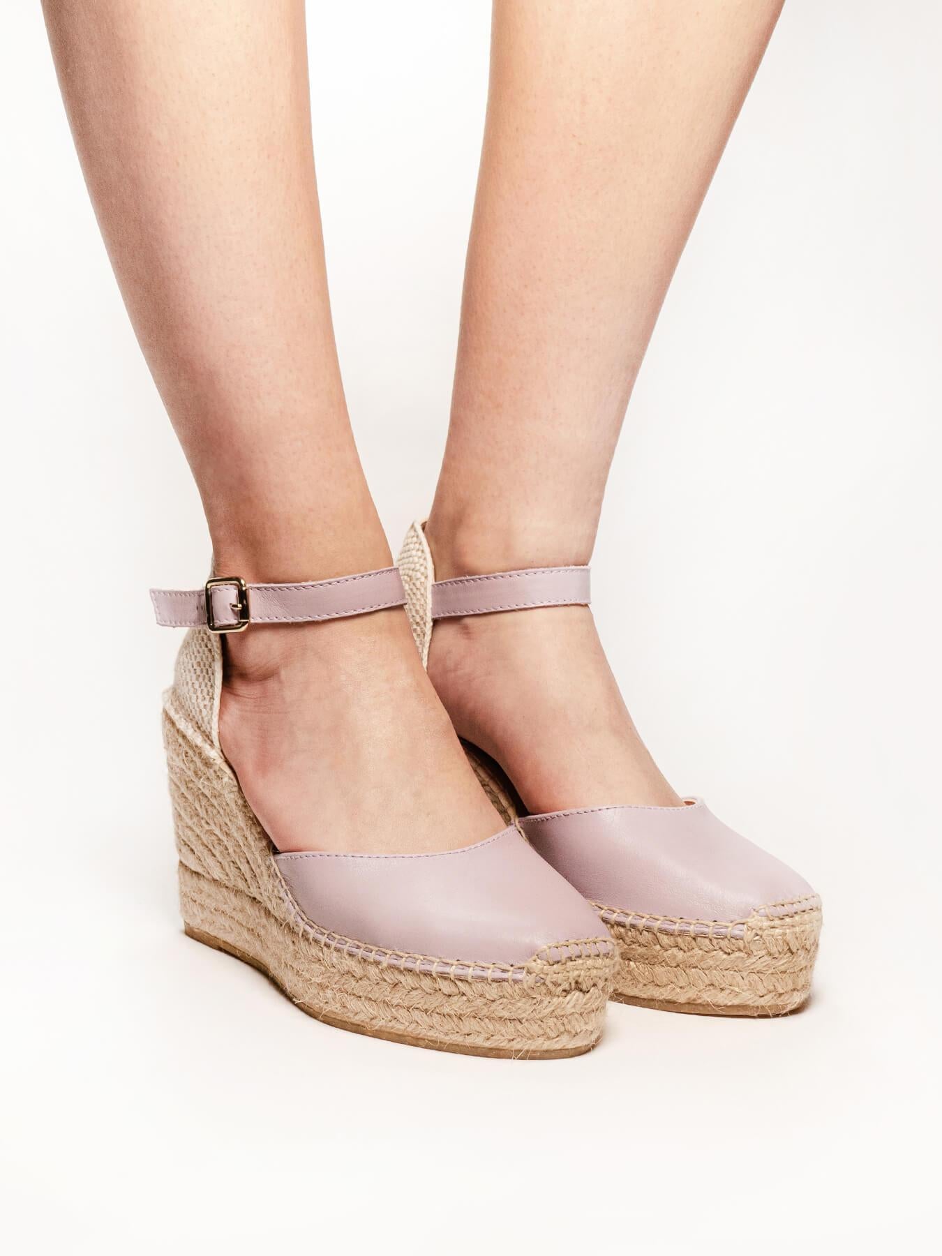 Sandália Anabela Alta Marga Napa Lilás