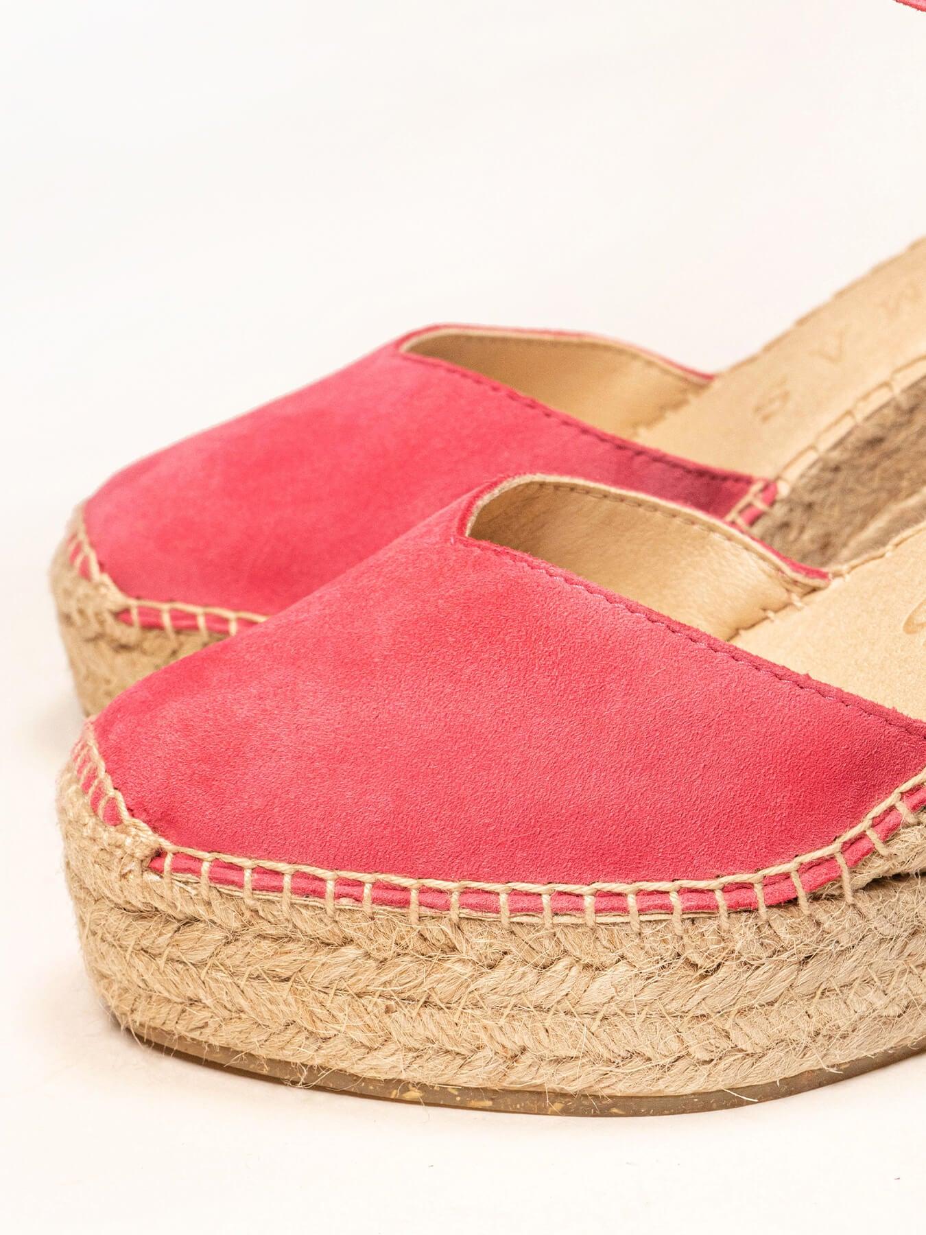 Sandália Anabela Alta Jara Camurça Fúcsia