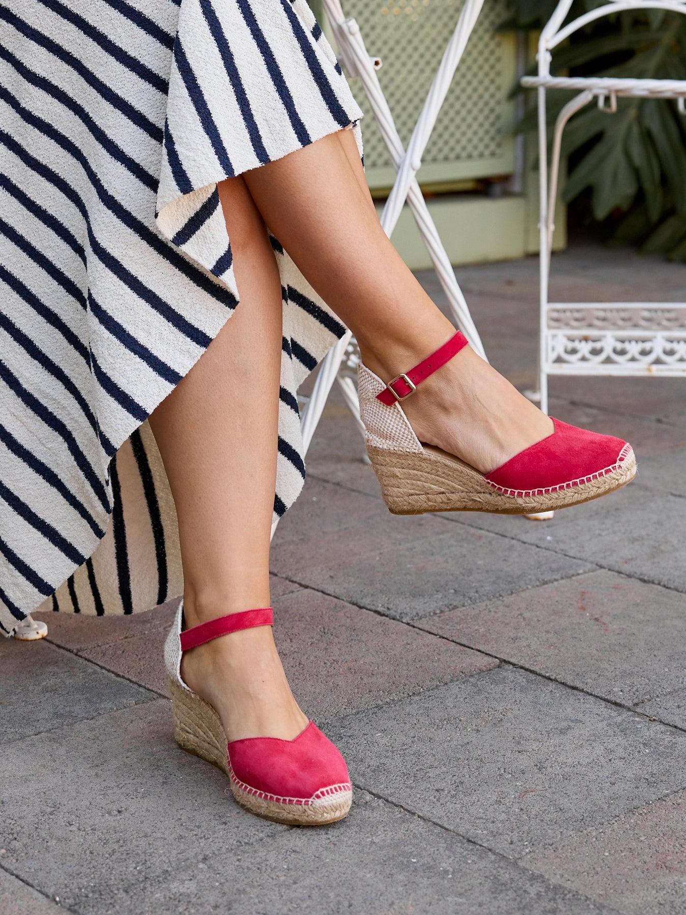Sandália Jara Anabela 7 cm Camurça Vermelho