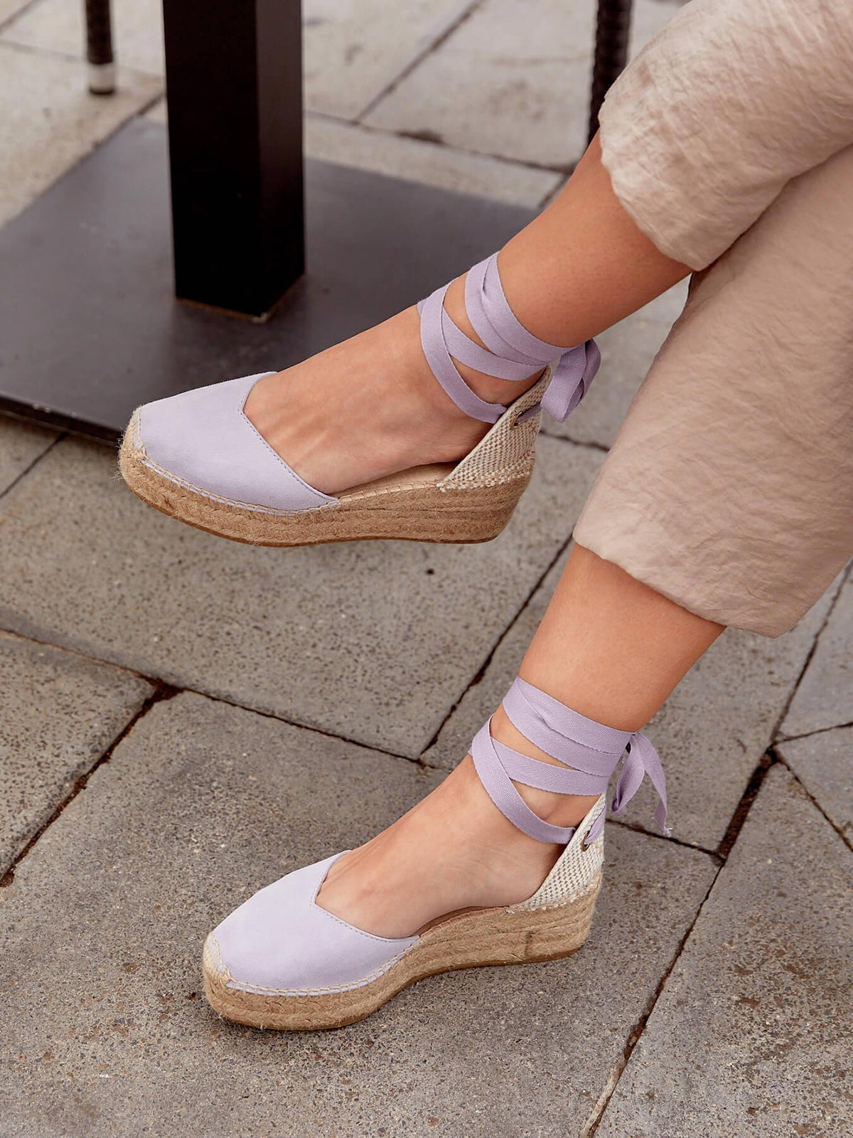 Sandália Romero Anabela 6 cm Camurça Lilás