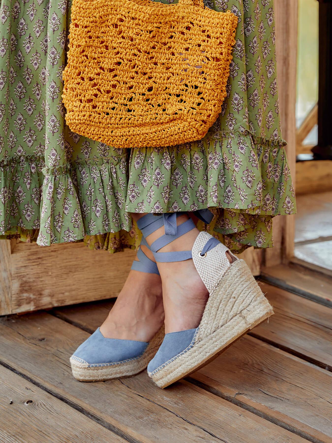 Sandália Anabela Alta Romero Camurça Azul Jeans